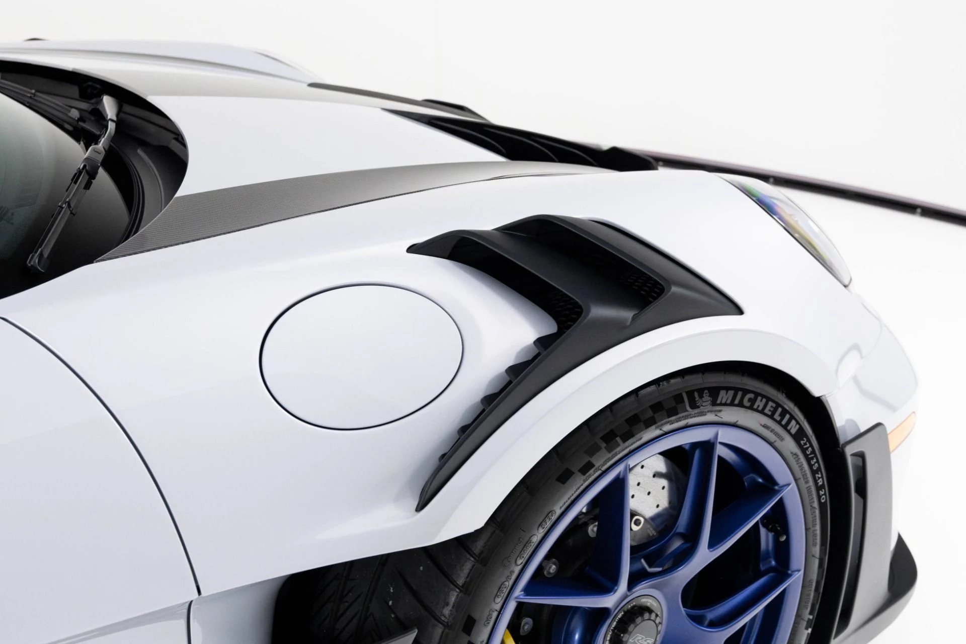 mph059_295182034_Used_2025_Porsche_911_GT_3_RS_1763053590_2ddc32e28b