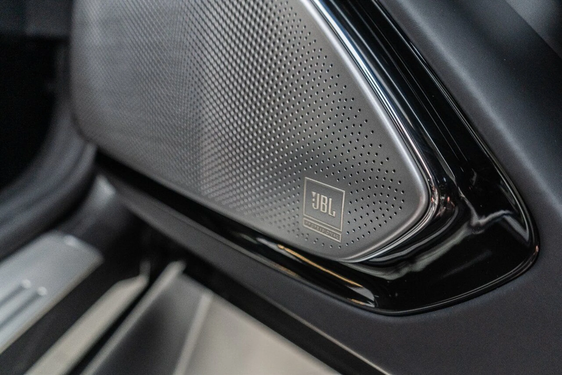 mph059_3008096473_64ea4d7e3e_1280_06f0f0178f