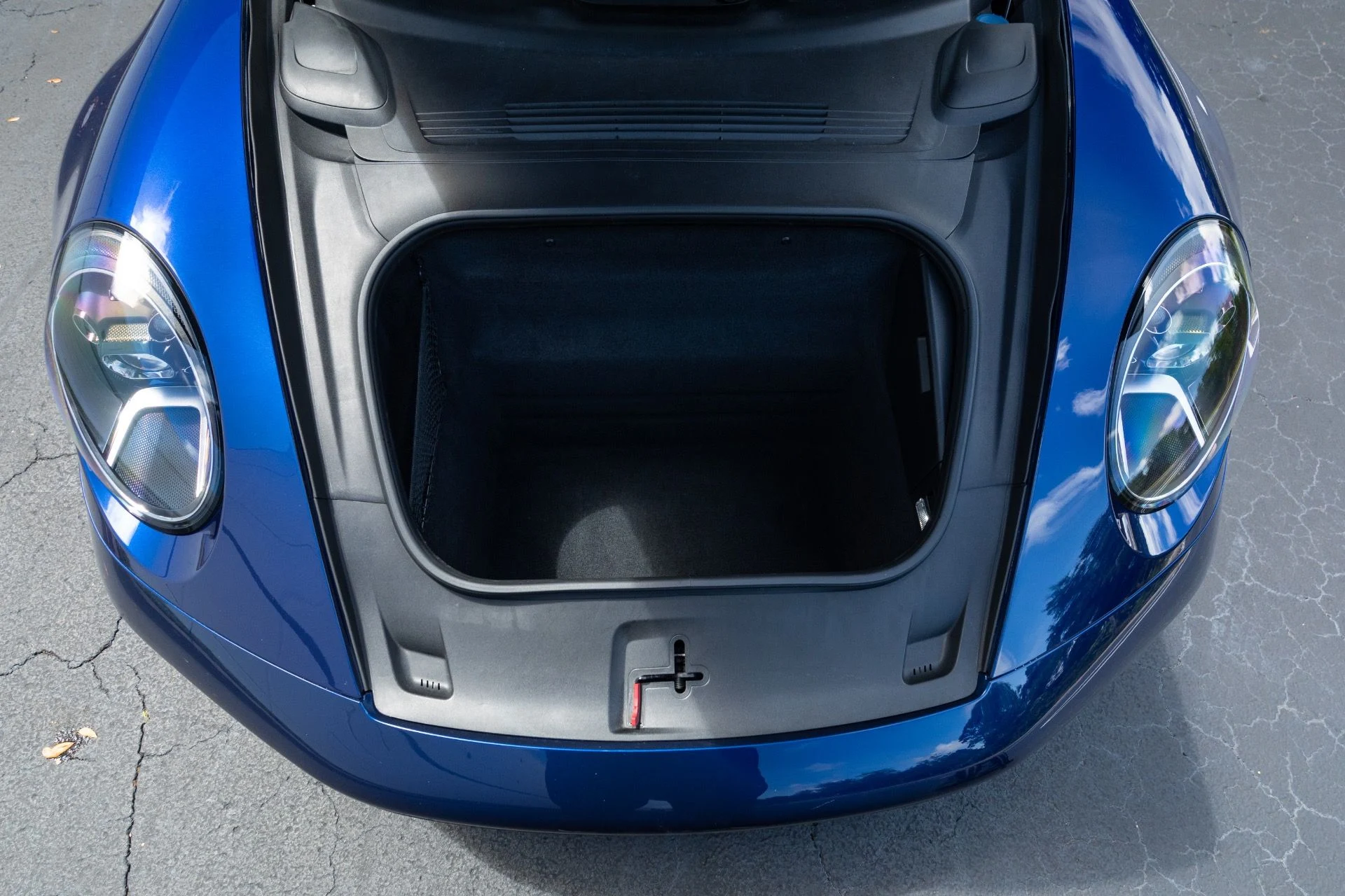 mph059_302956099_Used_2021_Porsche_911_Carrera_1775497213_68e7bffe78