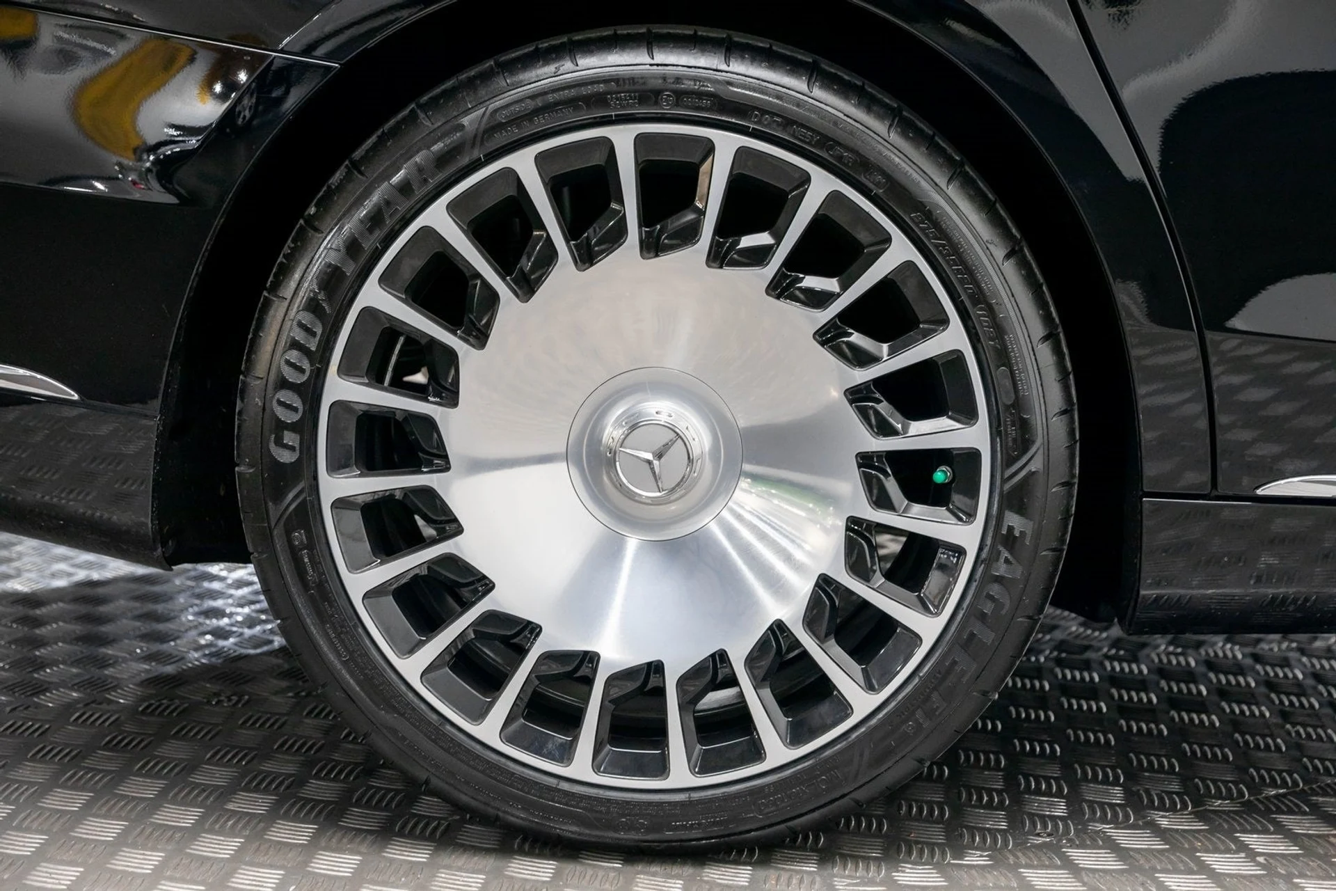 mph059_3037339569_60_3fb9e55ce9