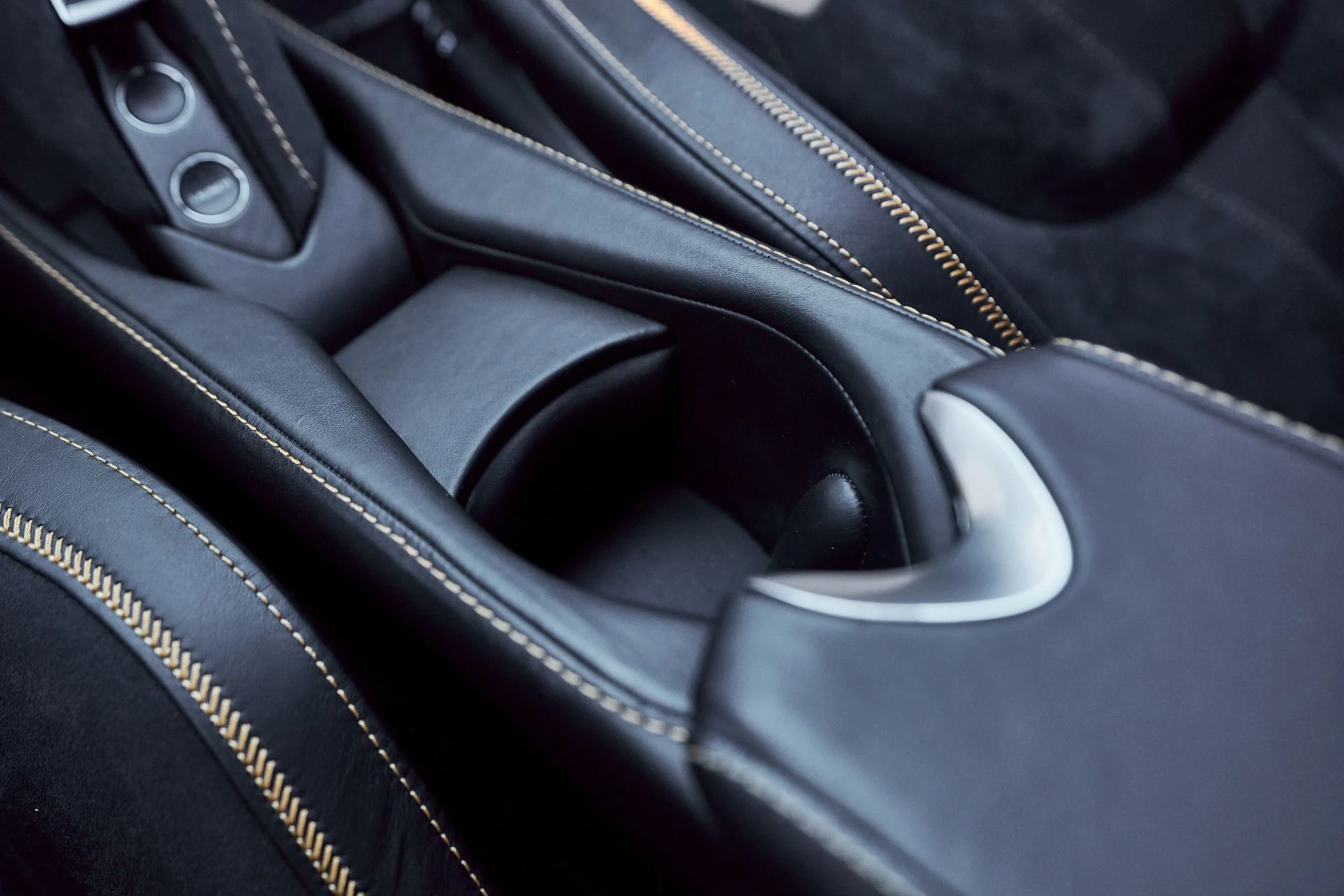 mph059_3073084496_Used_2018_Mc_Laren_720_S_Performance_1764955151_9b341be605