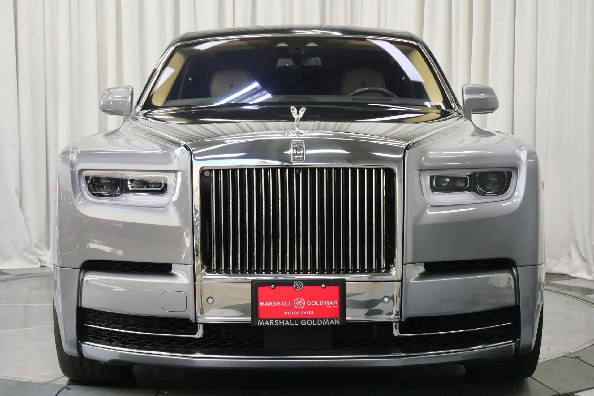 mph059_3081248575_Used_2020_Rolls_Royce_Phantom_1760120905_e00d7379d2
