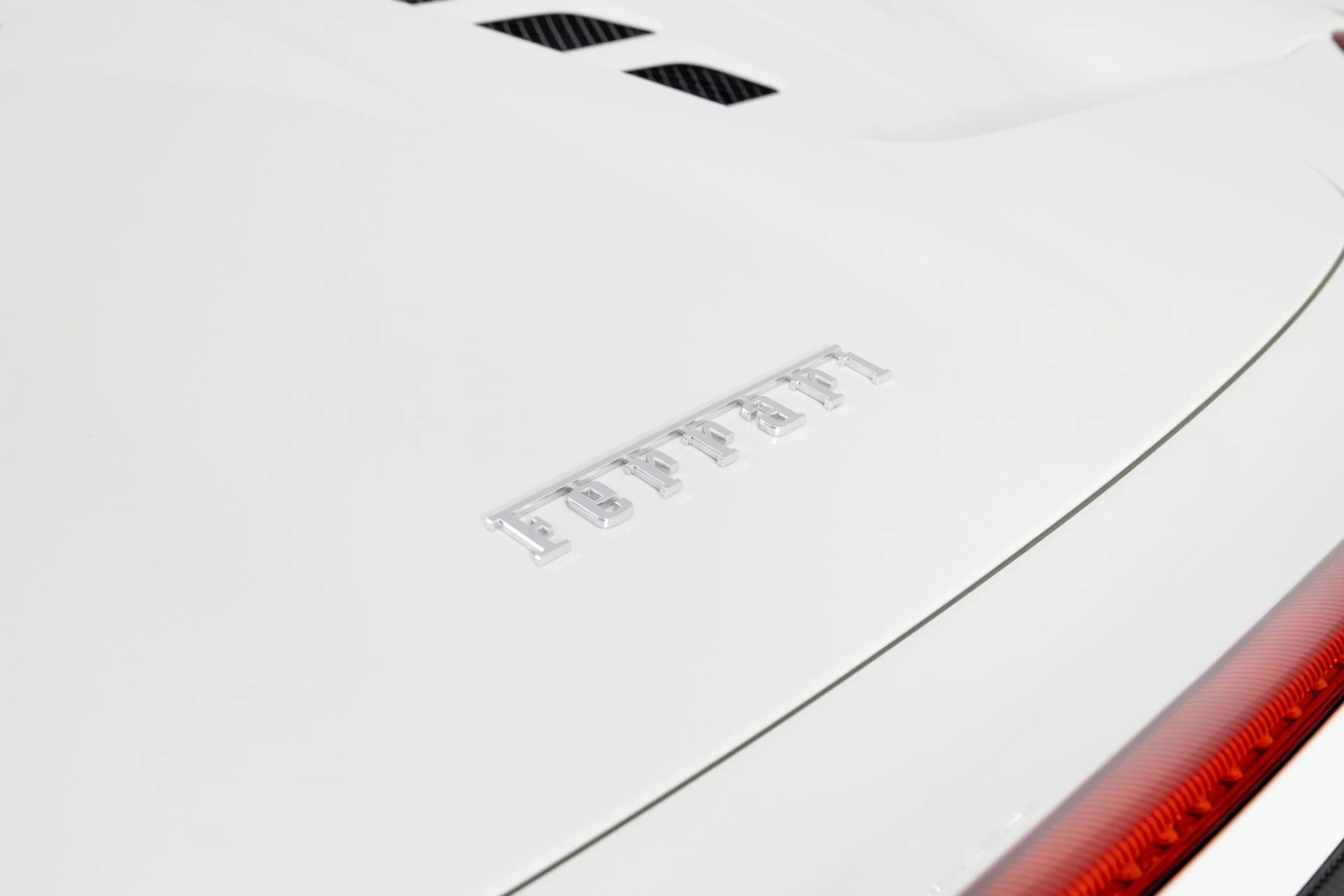 mph059_3084169187_Used_2015_Ferrari_458_Italia_1766013381_7de491a72a