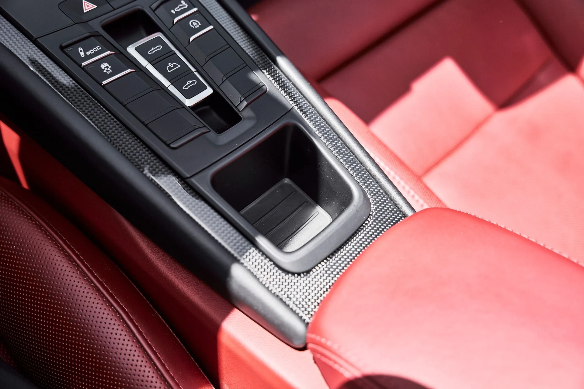 mph059_310268204_Used_2019_Porsche_911_Turbo_S_1781225473_c724ae7a6e