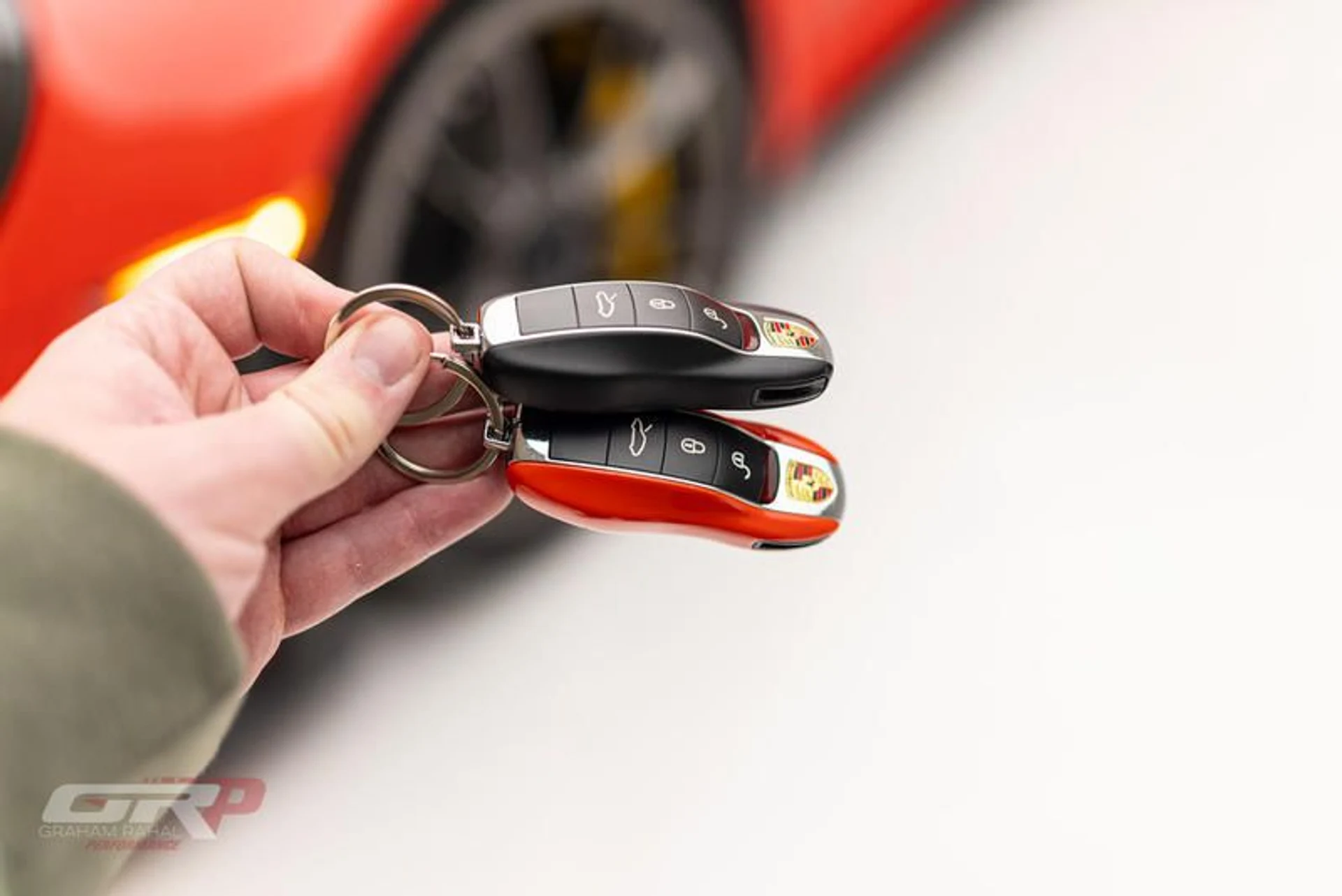 mph059_3104014719_C4_EEB_5_BD_2_E8_F_41_D3_82_D1_F3_B07_B83781_D_437bf8acb5