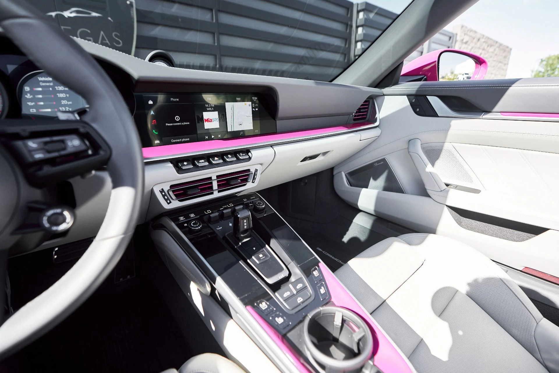 mph059_3104901164_Used_2023_Porsche_911_Turbo_1762568199_26c0d92c2e