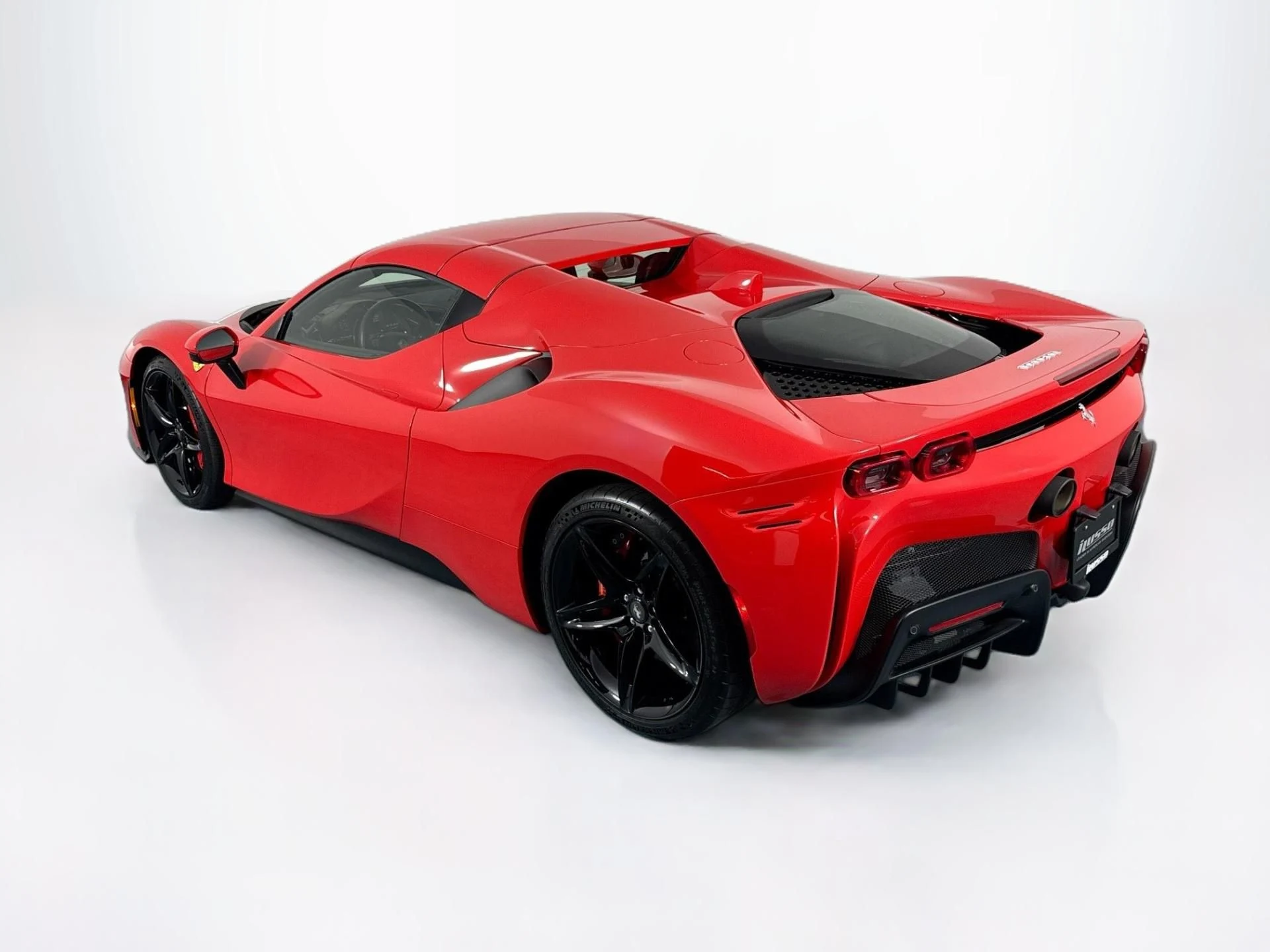 mph059_3111875942_Used_2025_Ferrari_SF_90_Spider_1784143829_3b307ab843
