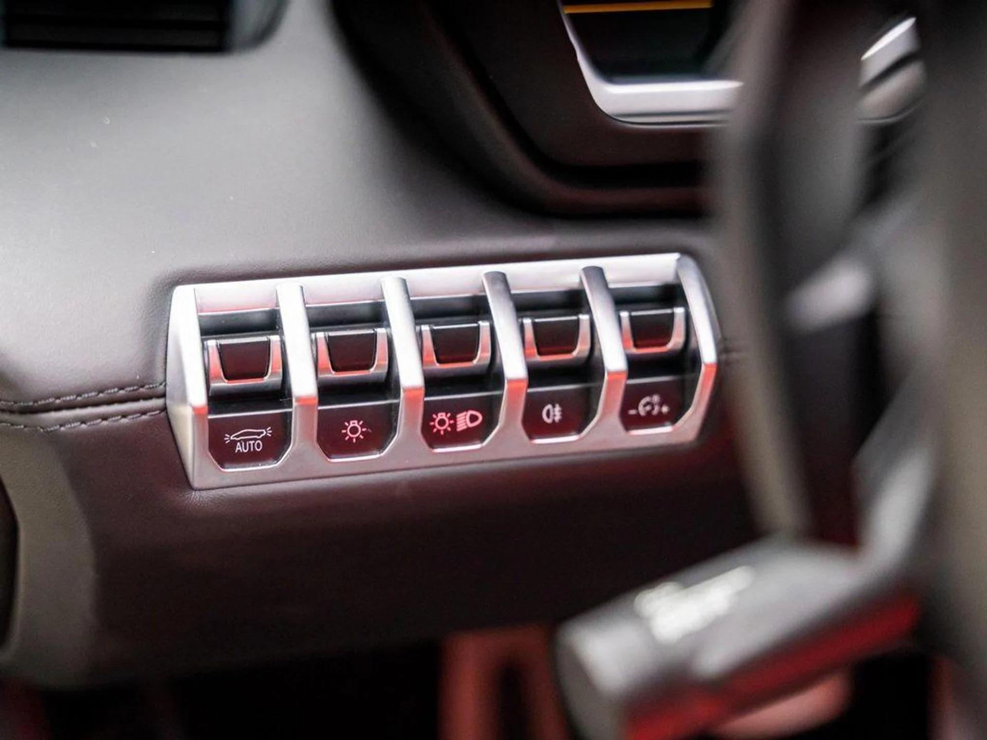 mph059_3129400426_r_Ad4zzu_HDWQJB_Osu_AW_Or_Lun6_T0k_2cff5eb85f