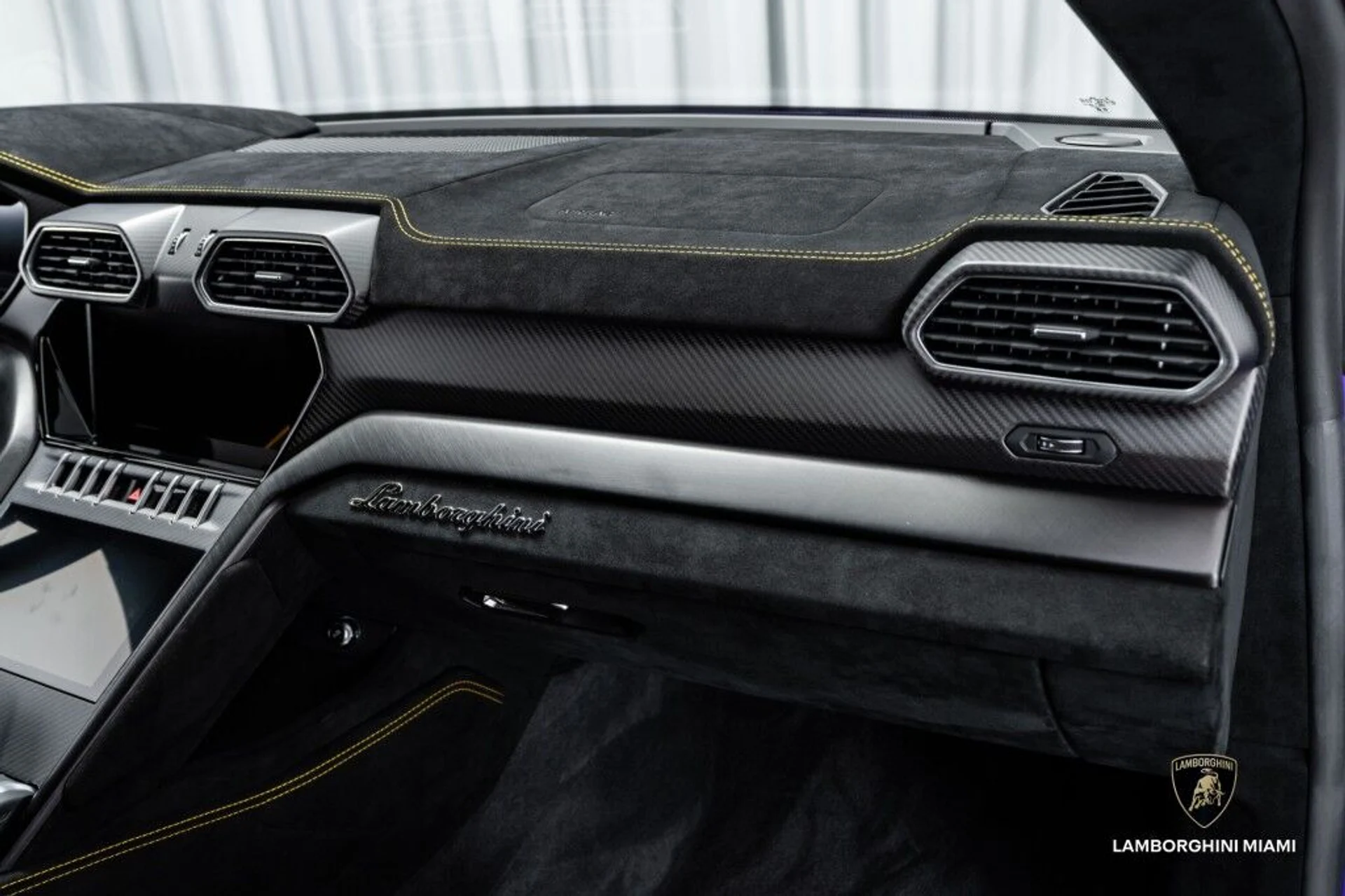 mph059_3143762576_4ed9e0472fd94bec2d737a0536b26072_e500c99871