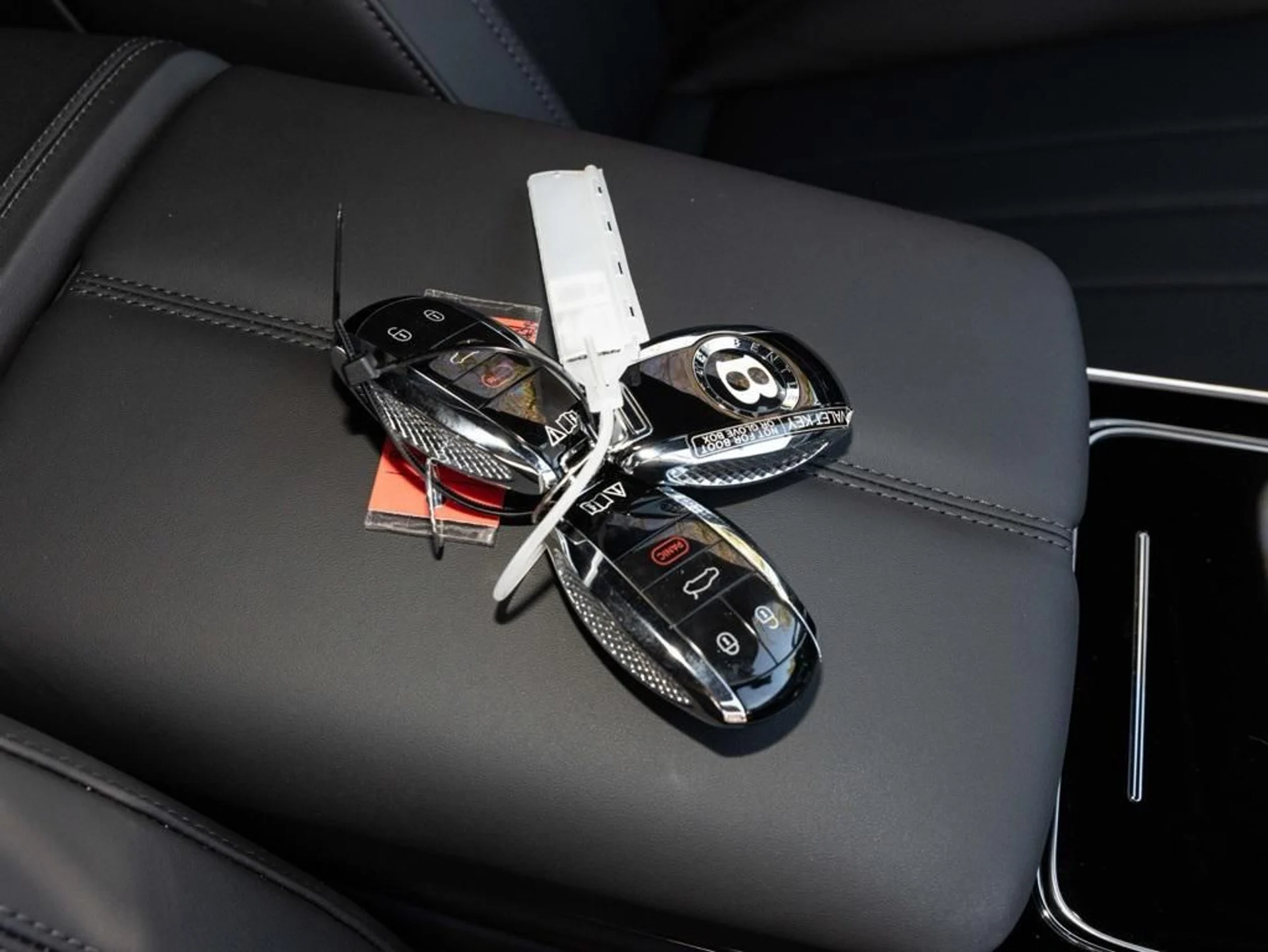 mph059_3147615098_465279750_68f229dfc83056c645fcfecb_46c4df6401