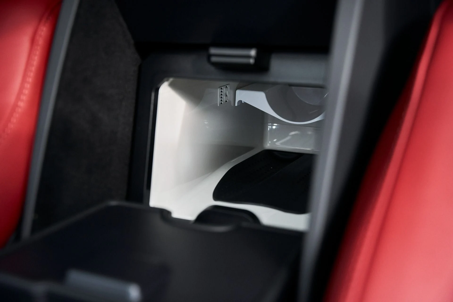 mph059_3181003037_Used_2026_Mercedes_Benz_GLS_Maybach_GLS_600_1769136385_c875578259