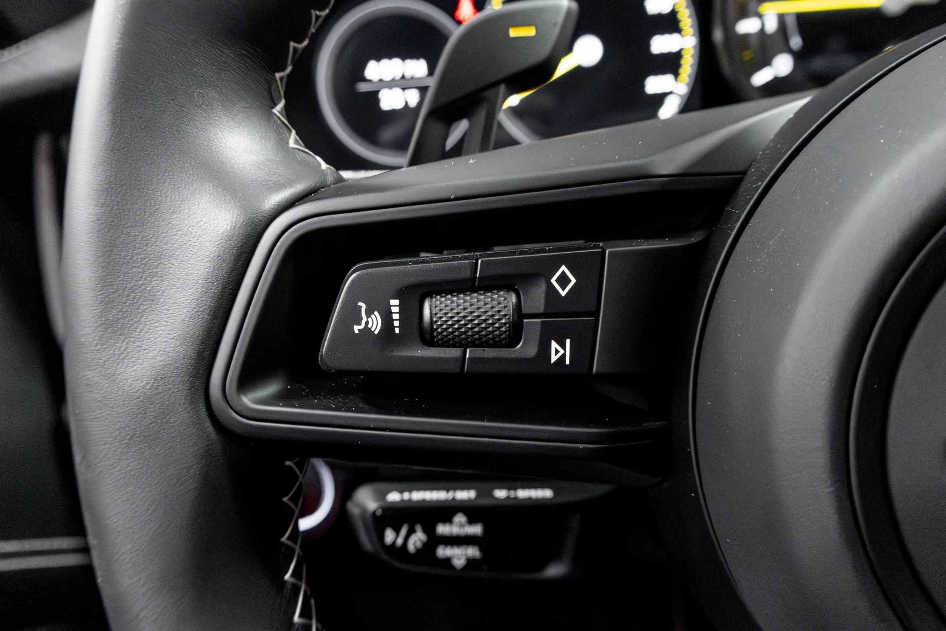 mph059_3202666949_Used_2024_Porsche_911_GT_3_Touring_1770958788_97c4fd7b92