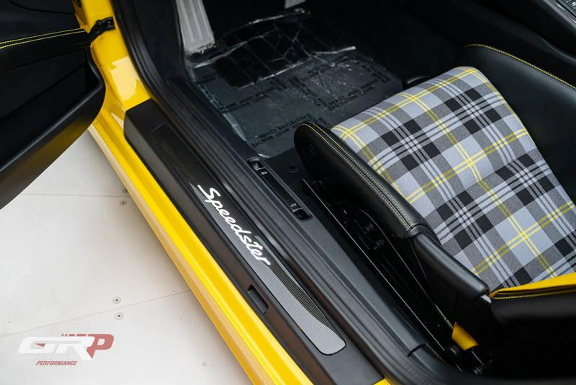 mph059_3250868477_C769_C65_C_DCA_2_4931_84_C3_BBBE_4_BDE_2727_77642de67b