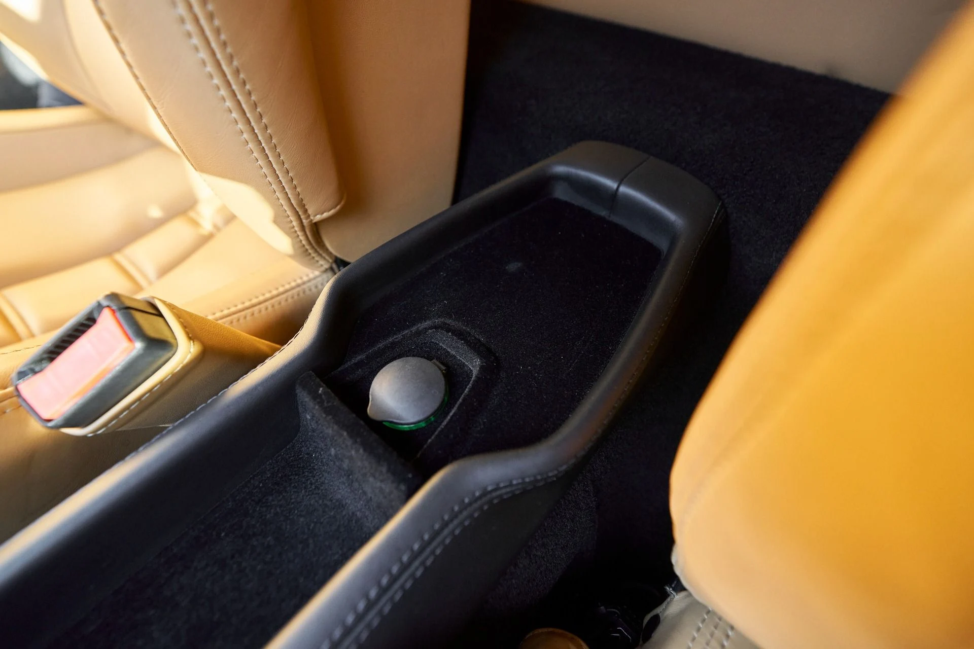 mph059_326031470_Used_2013_Ferrari_458_Italia_Base_1764783180_e37eff18ea