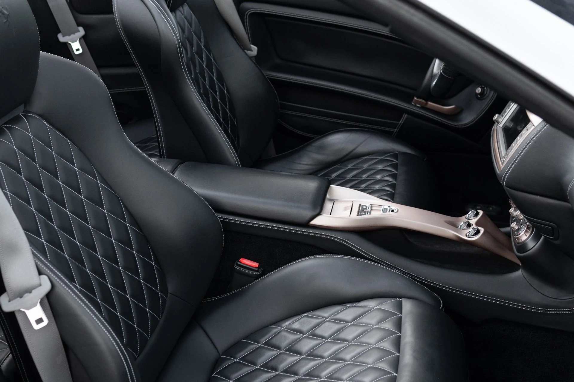 mph059_3299936445_Used_2014_Ferrari_California_1774924910_dd99f41ee5