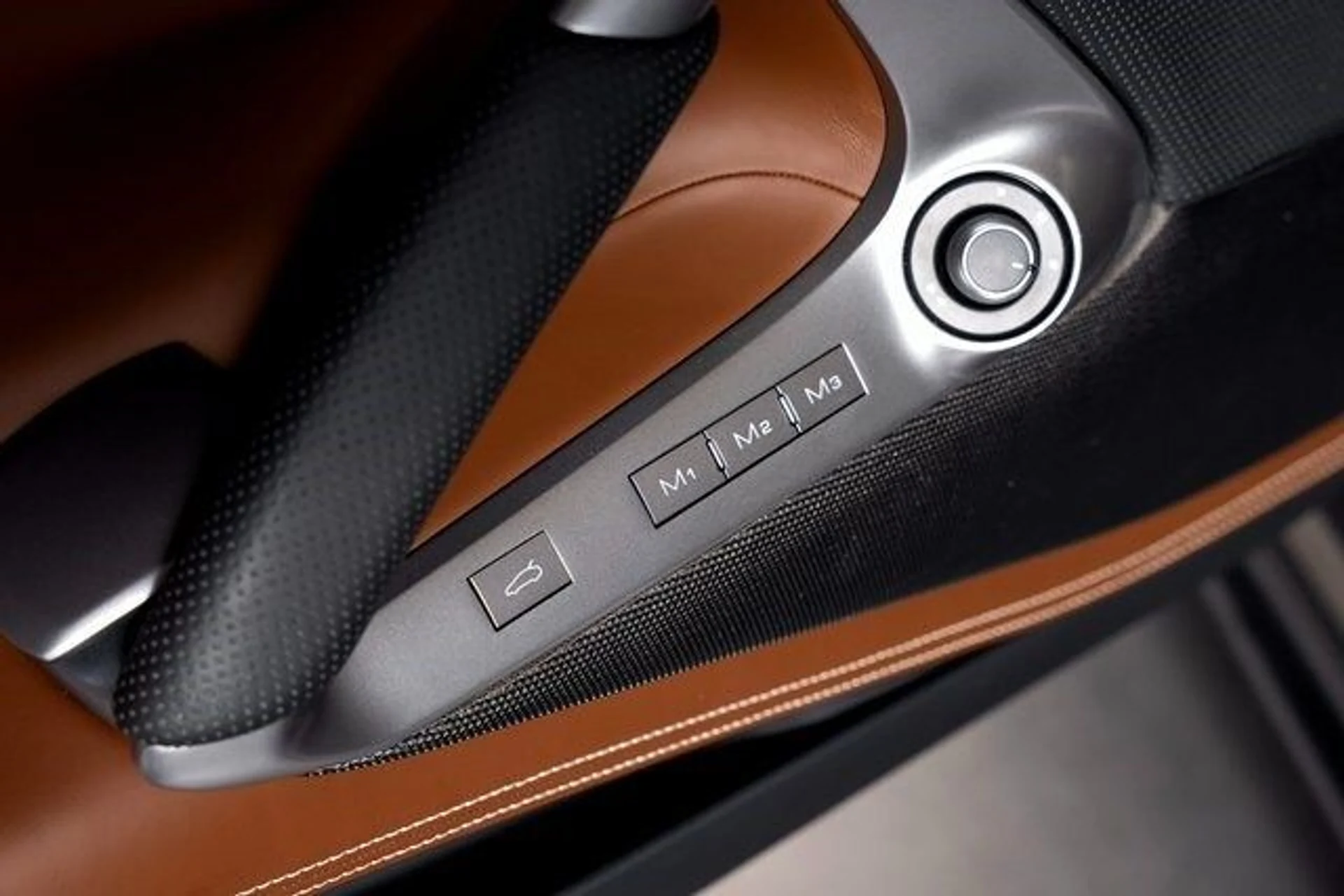 mph059_3305186594_e2a1a8442601af65a0455215485b11d5x_a97c66e985