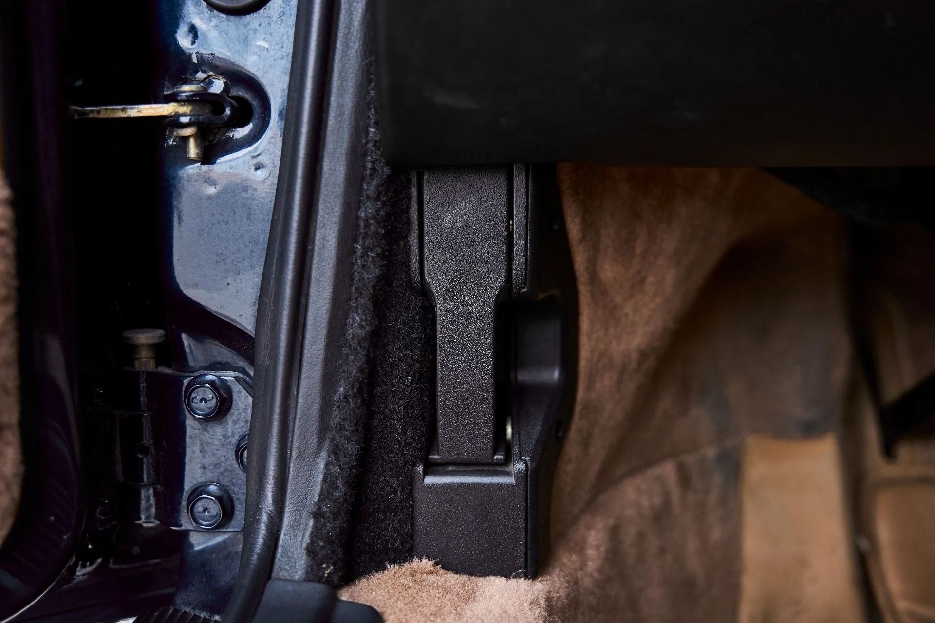 mph059_3327557412_Used_1997_Porsche_911_Turbo_1770864845_7147a6b09c