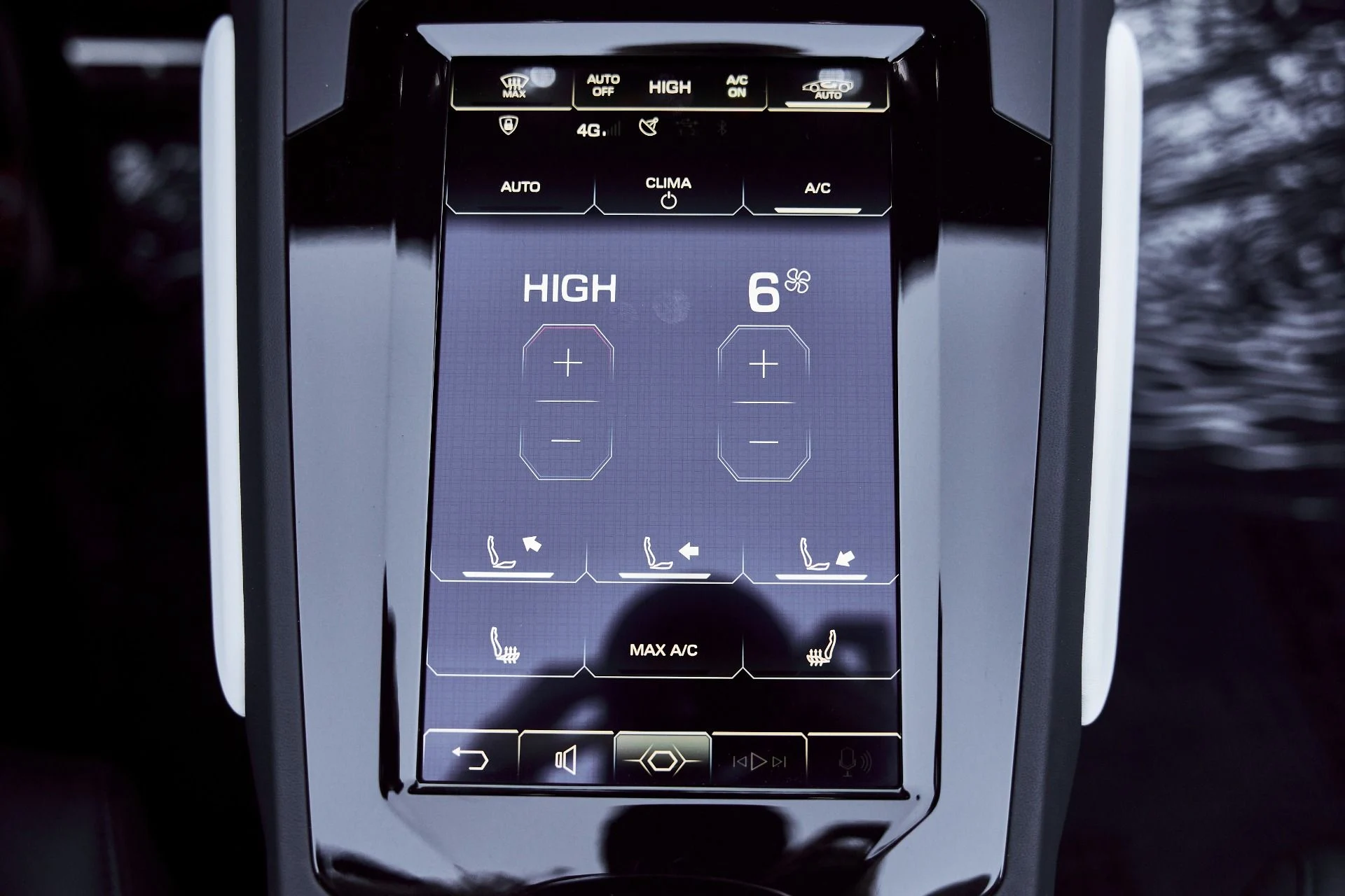 mph059_3327982604_Used_2024_Lamborghini_Huracan_EVO_Base_1774744635_3d21ef1bdf