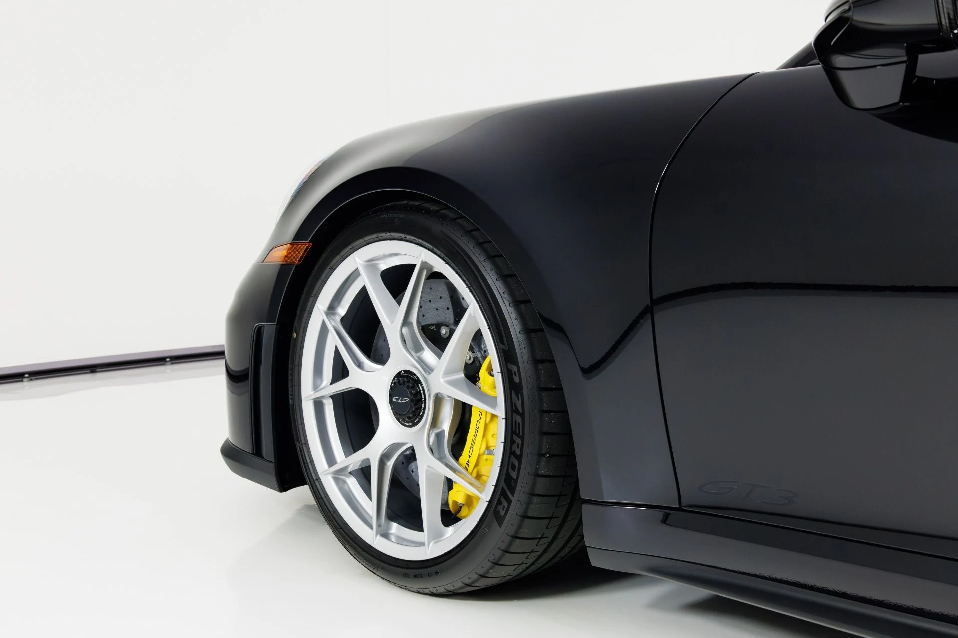 mph059_3350768462_Used_2026_Porsche_911_GT_3_1771608784_6914471f2d