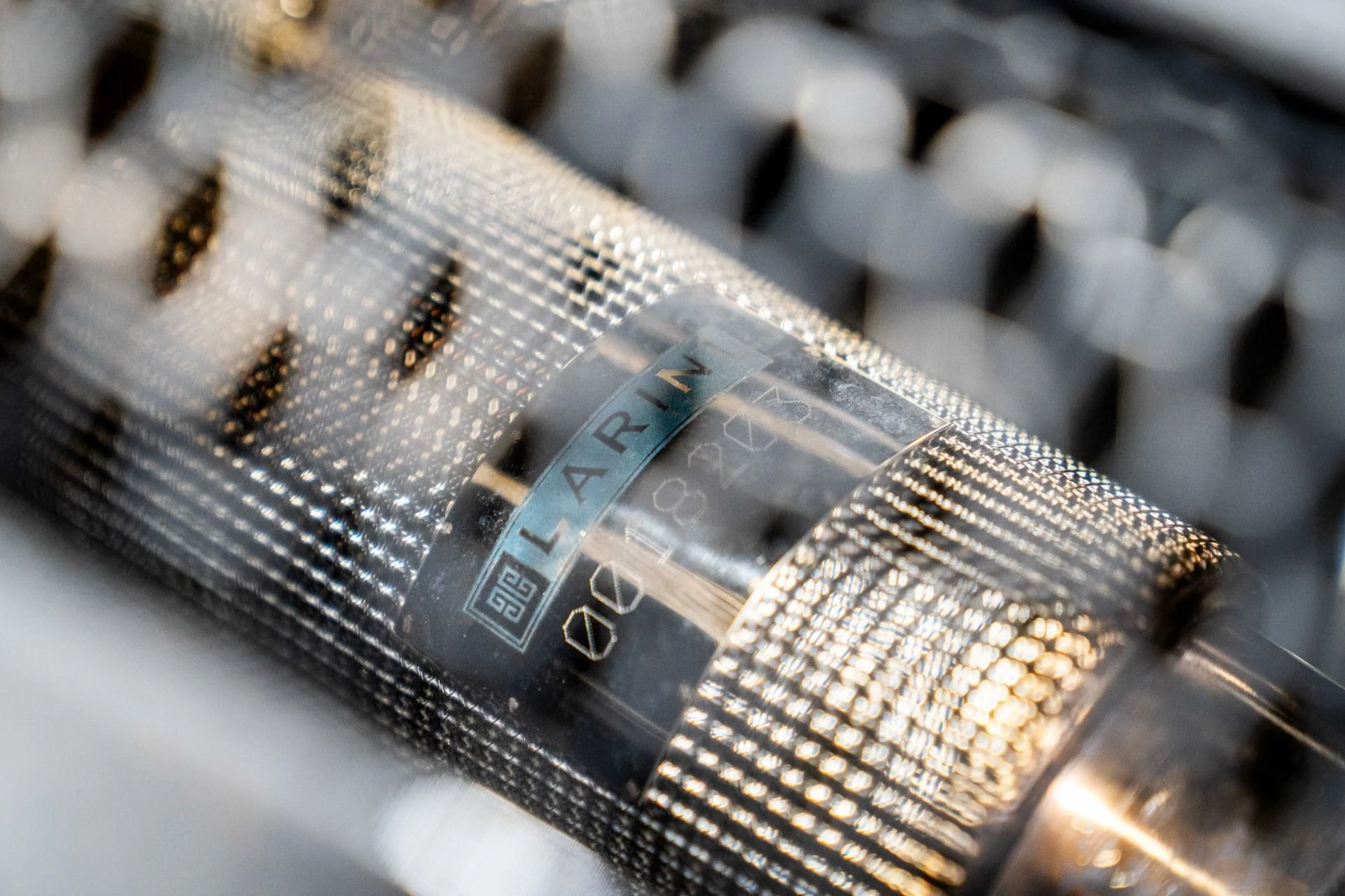 mph059_3354272240_Used_2018_Mc_Laren_570_S_Spider_Loaded_Spec_Larini_exhaust_1765469075_27b3d379ac