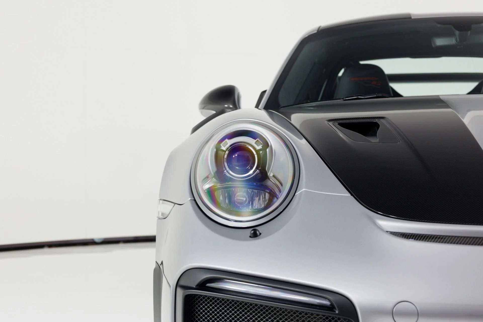 mph059_3378132529_Used_2018_Porsche_911_GT_2_RS_1791916169_88ddc6486d