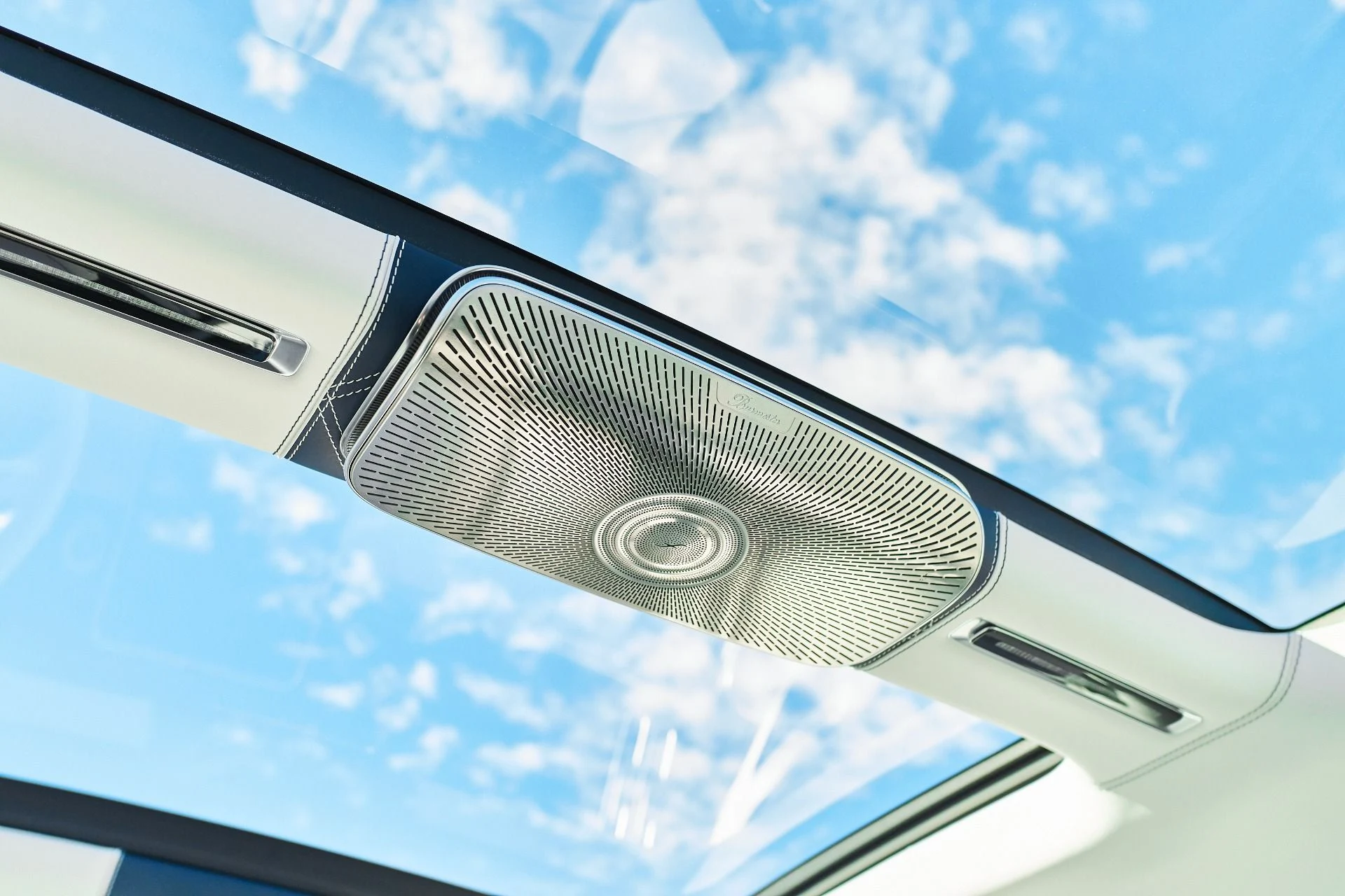 mph059_3390427347_Used_2024_Mercedes_Benz_S_Class_Maybach_S_680_1765936868_f5fc0135eb