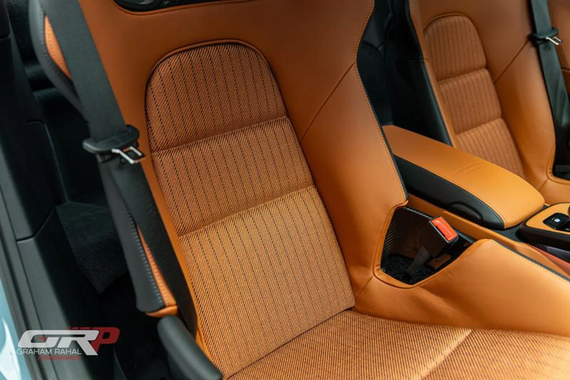 mph059_3442727722_5_D1_CA_202_984_B_4_F97_92_A8_EF_5897_AA_62_B3_75246fc766