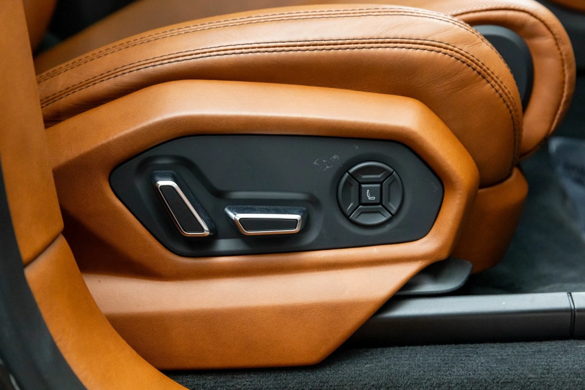 mph059_3482059331_60_265ee80694