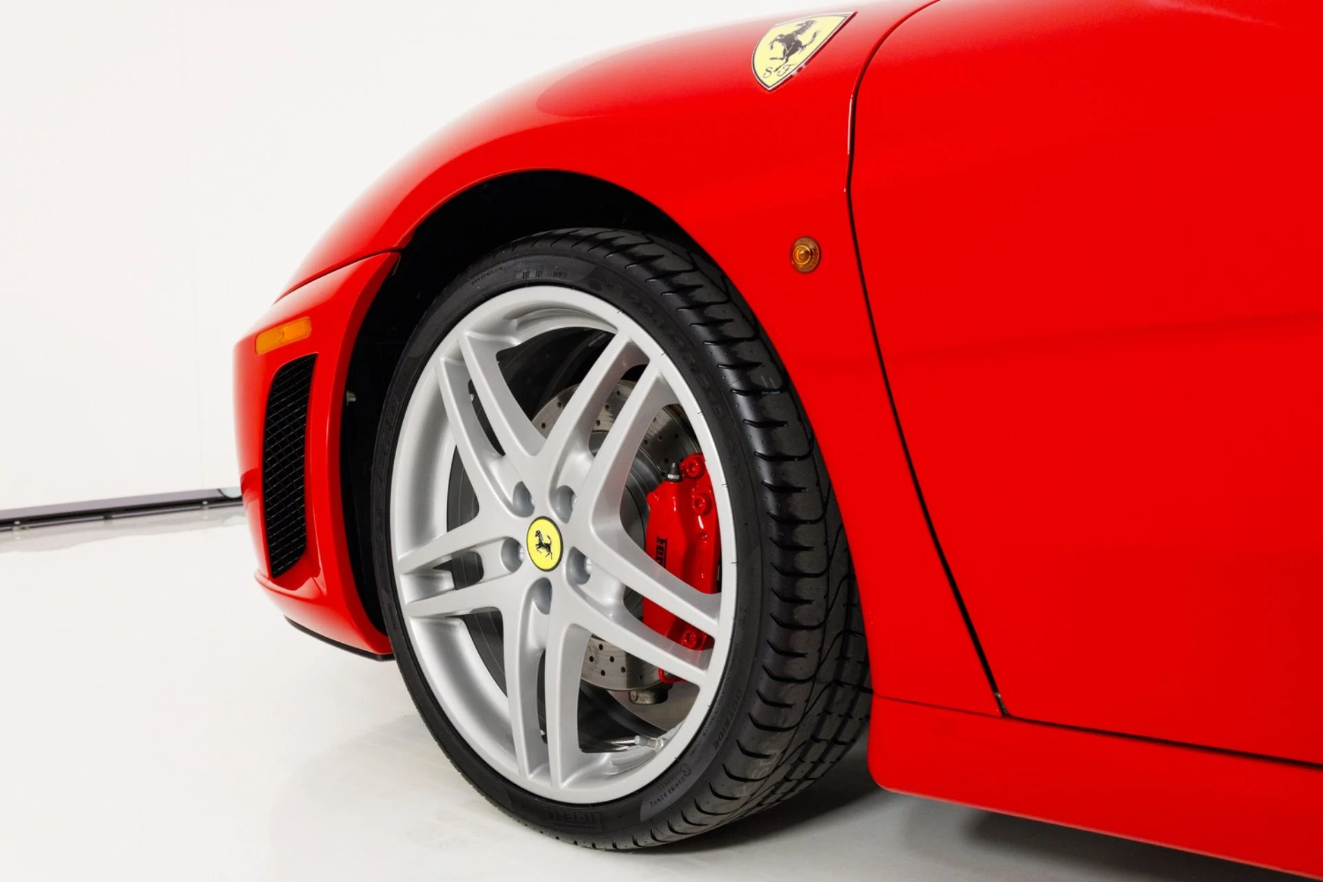 mph059_3513929054_Used_2007_Ferrari_F430_Spider_1775860940_ba023c1114