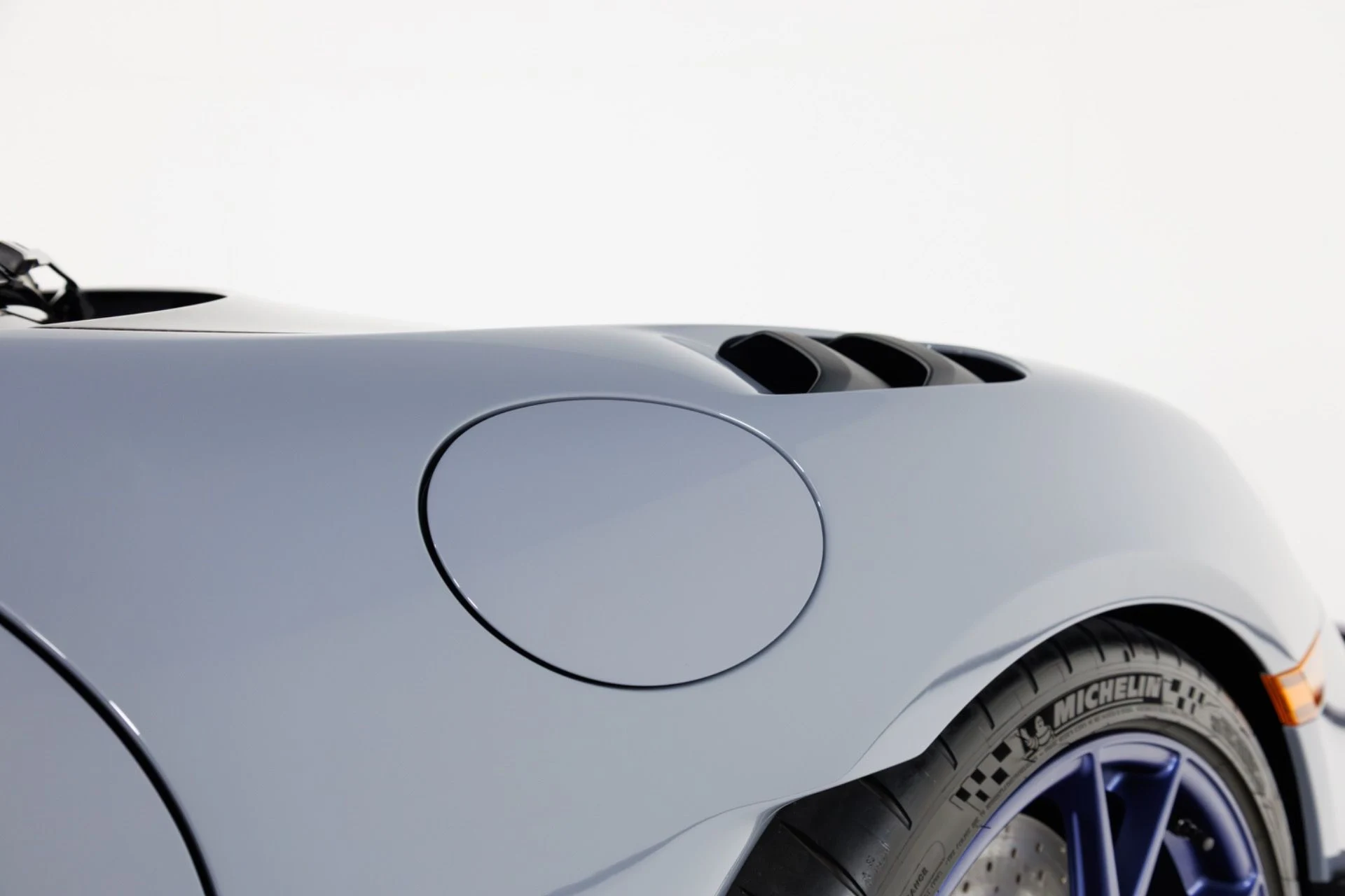 mph059_3534603827_Used_2023_Porsche_718_Cayman_GT_4_RS_1774906626_e661a260b6