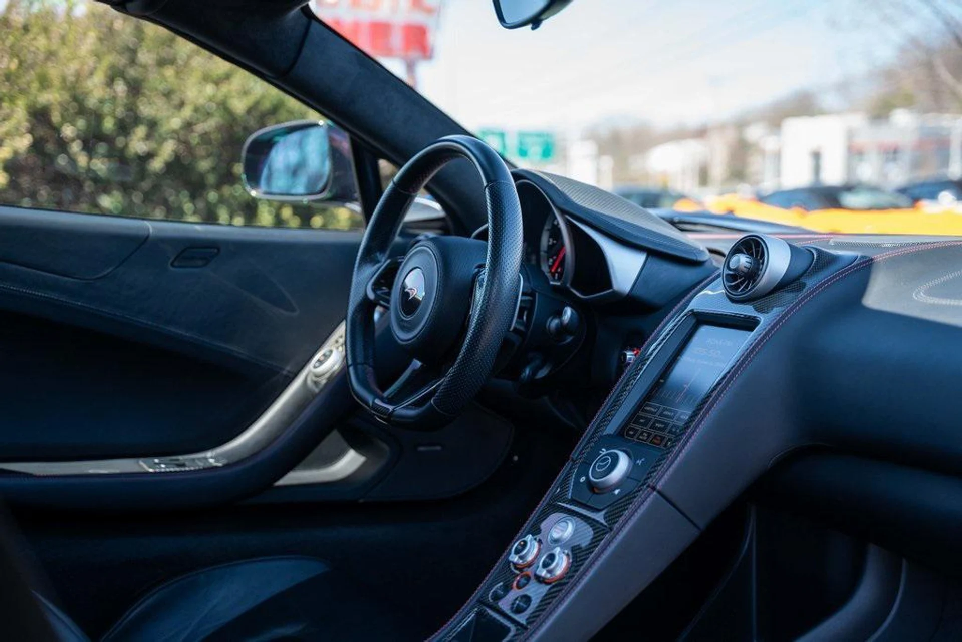 mph059_3552823351_vd_Kn_Gf8m_Iz_Ch_M1d_RBC_1673ao6_Q_a66155771c