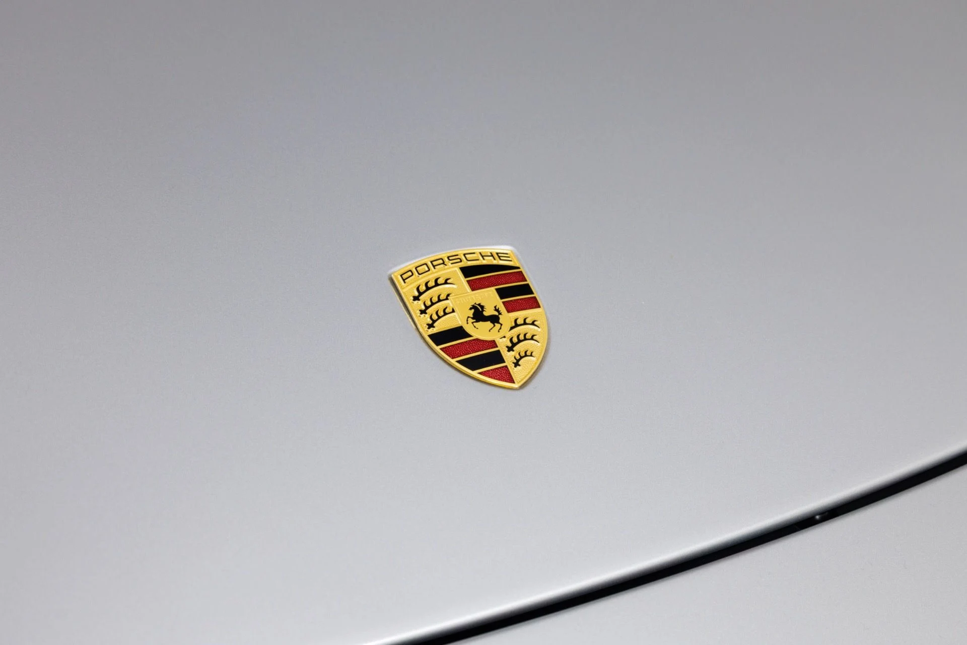 mph059_3562307027_Used_2004_Porsche_Carrera_GT_1780937853_c2db781e85