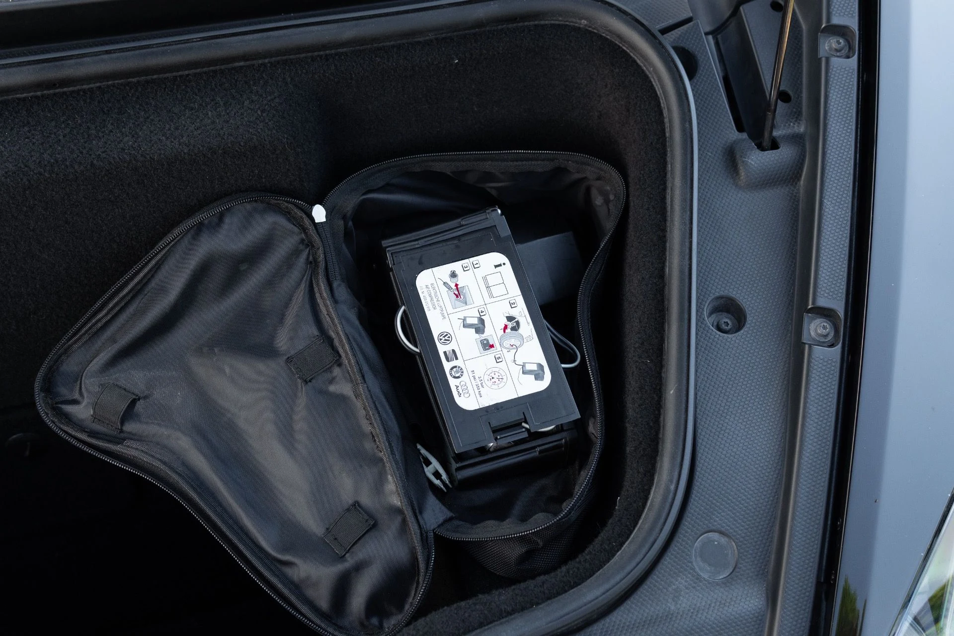 mph059_3588108103_Used_2017_Lamborghini_Huracan_LP_610_4_Spyder_1774364077_e10d1b92ef