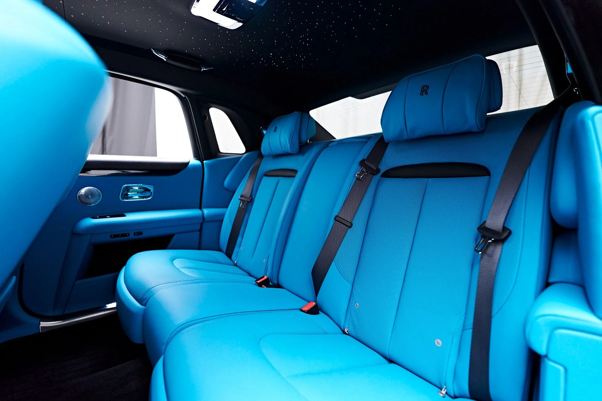 mph059_3593403228_Used_2024_Rolls_Royce_Ghost_Base_1755131984_06151e0b9c