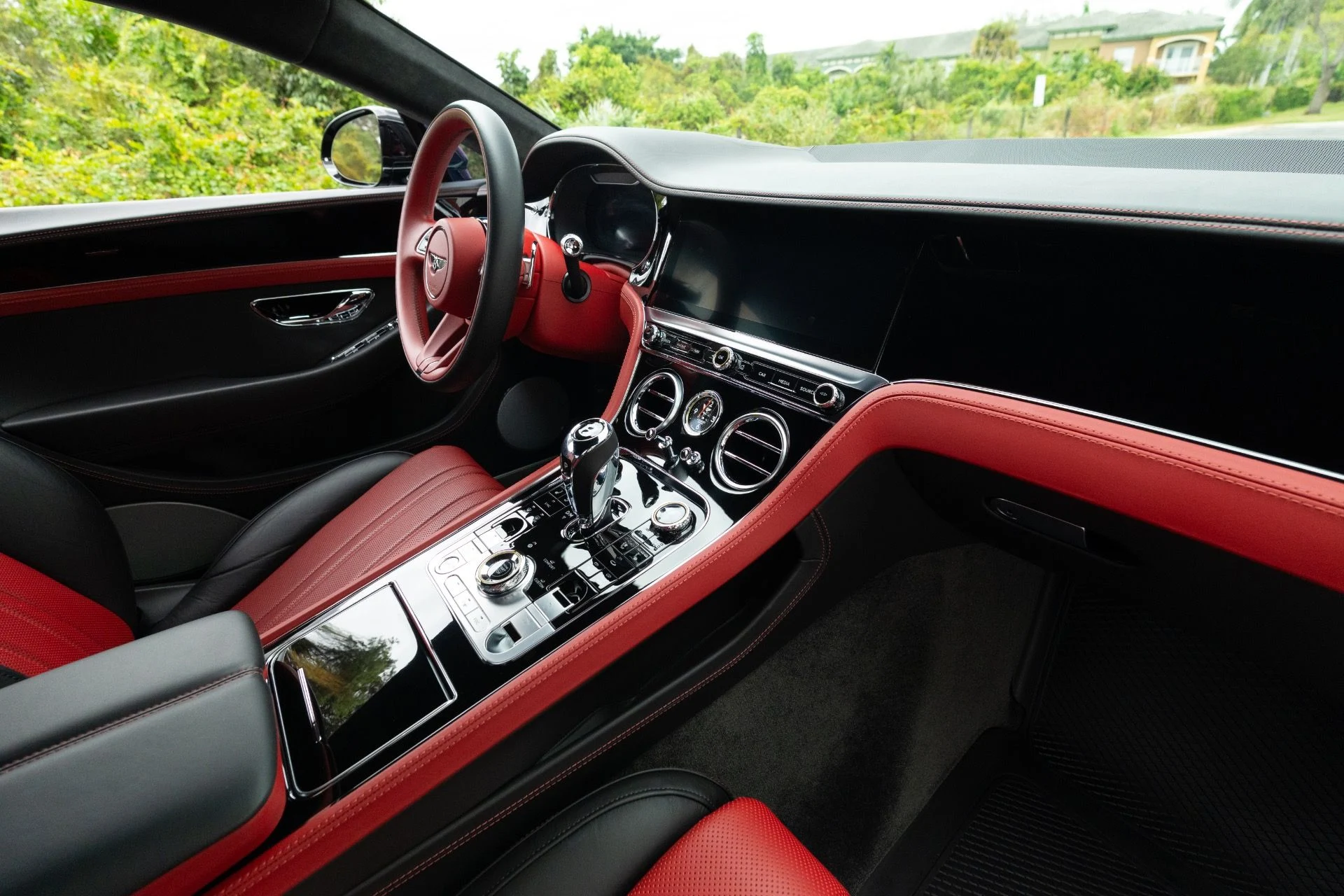 mph059_3596522833_Used_2022_Bentley_Continental_GT_V8_1769101024_3383492bcb