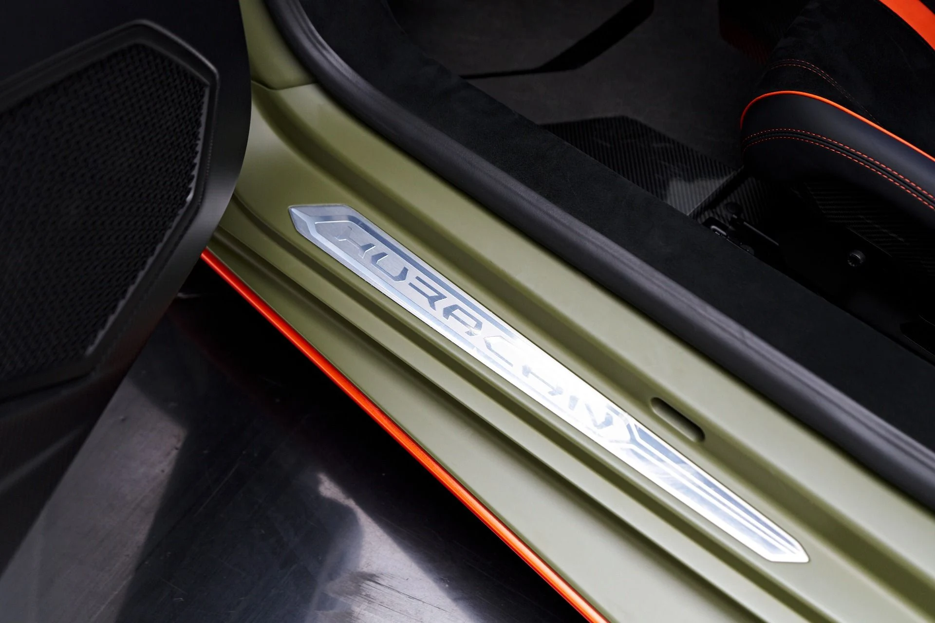 mph059_3707962011_Used_2023_Lamborghini_Huracan_STO_Base_1748993221_788dd662fd