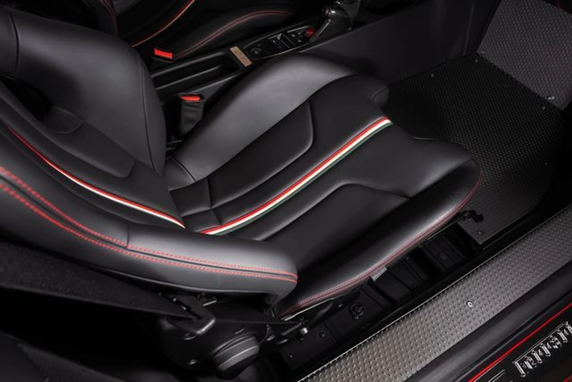 mph059_3762679569_da8807d41b322d7744cace0a6f6f329dx_9daa896cc2