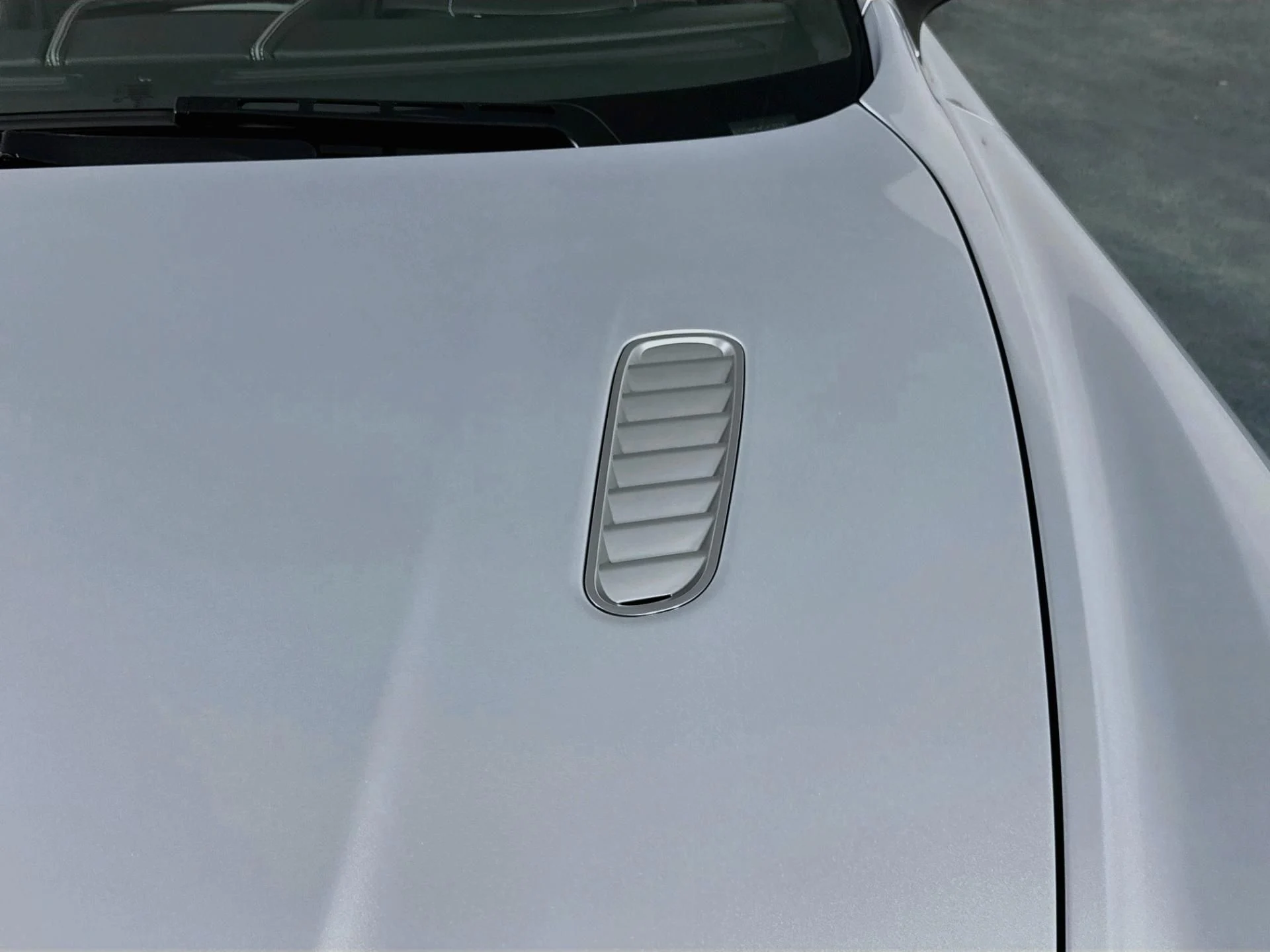 mph059_3780569201_Used_2014_Aston_Martin_DB_9_1791837323_4706f9d350