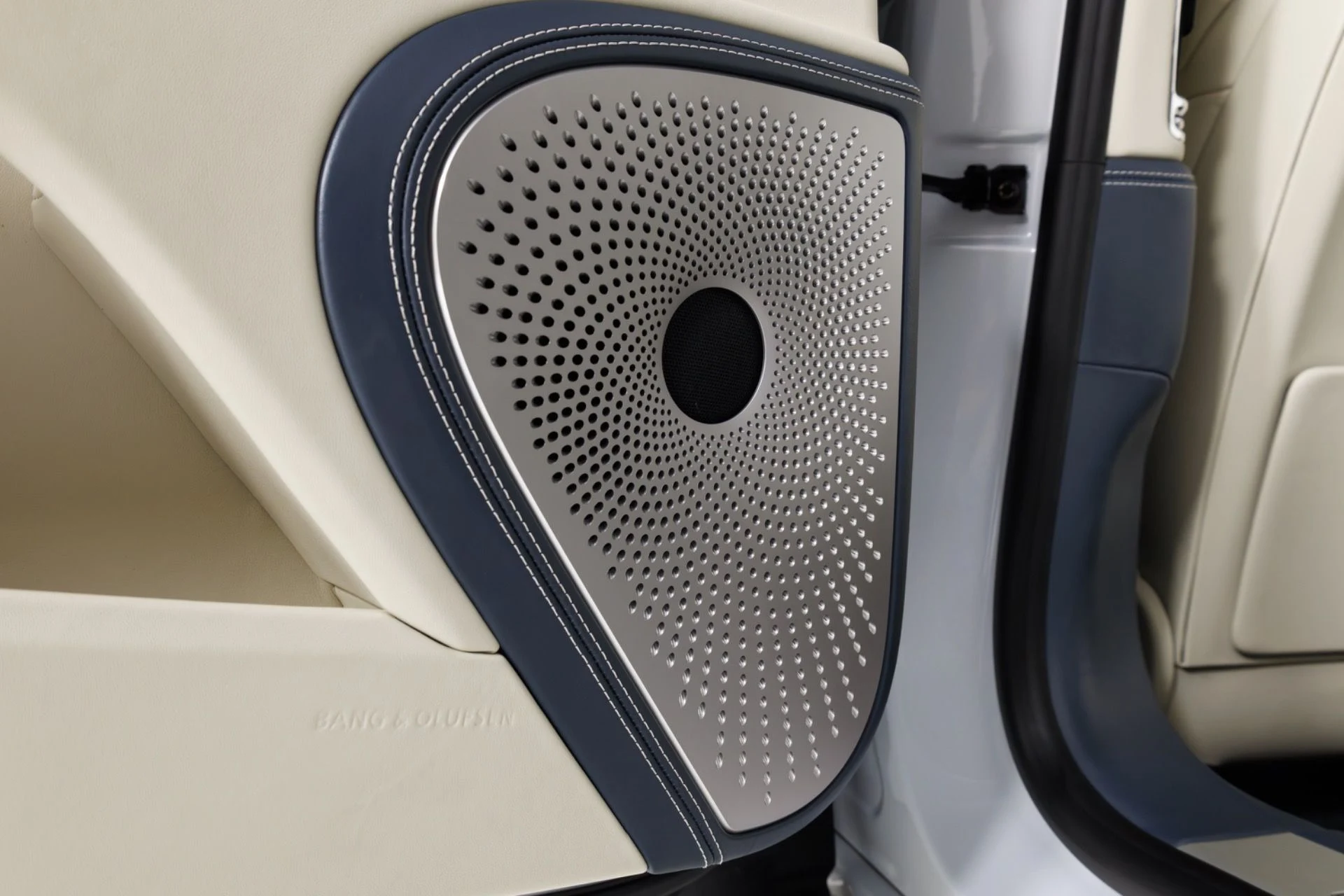 mph059_3792320308_Used_2020_Bentley_Flying_Spur_W12_1776899565_0ef2da707a