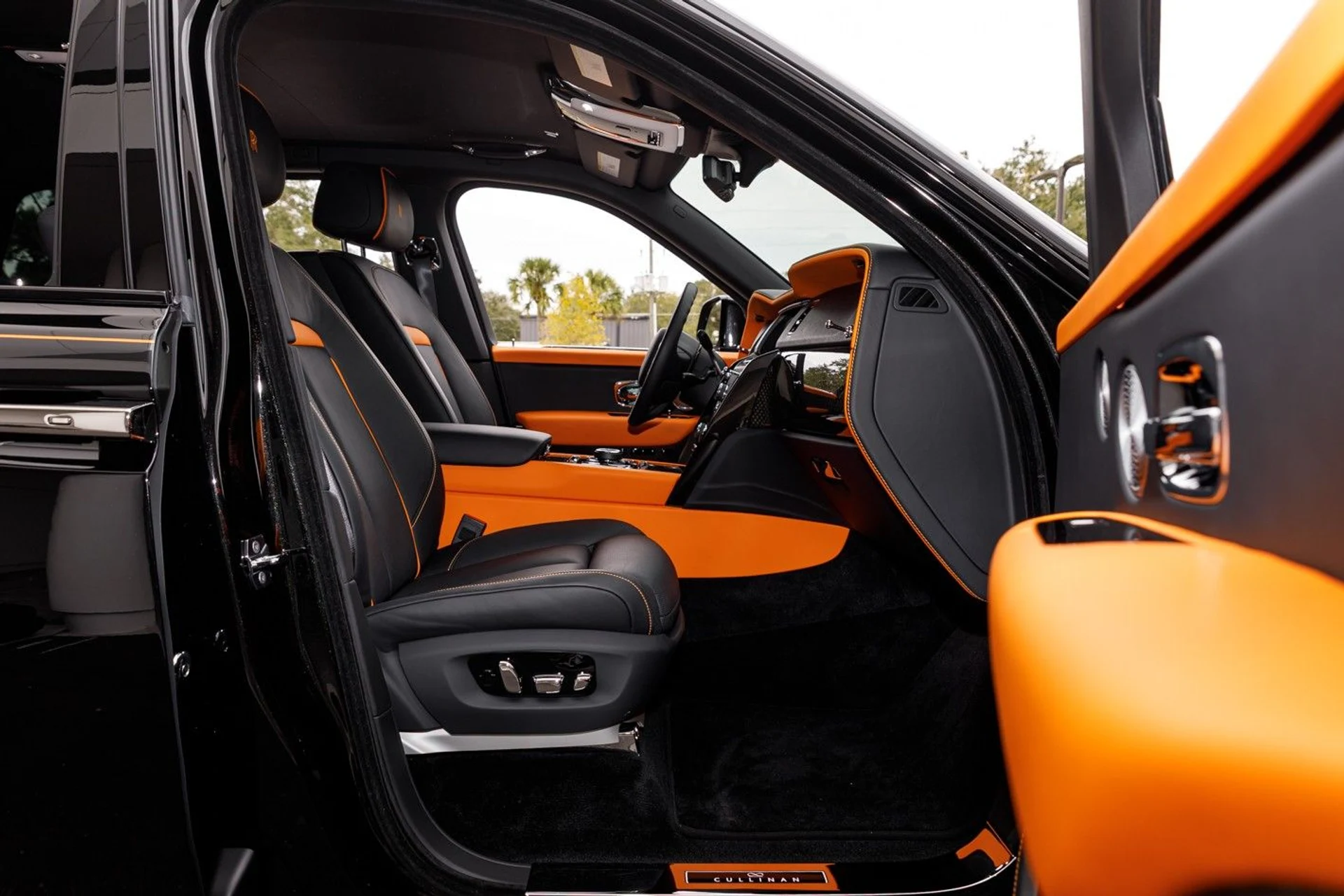 mph059_3877429637_649_p60_l_2d9a229329