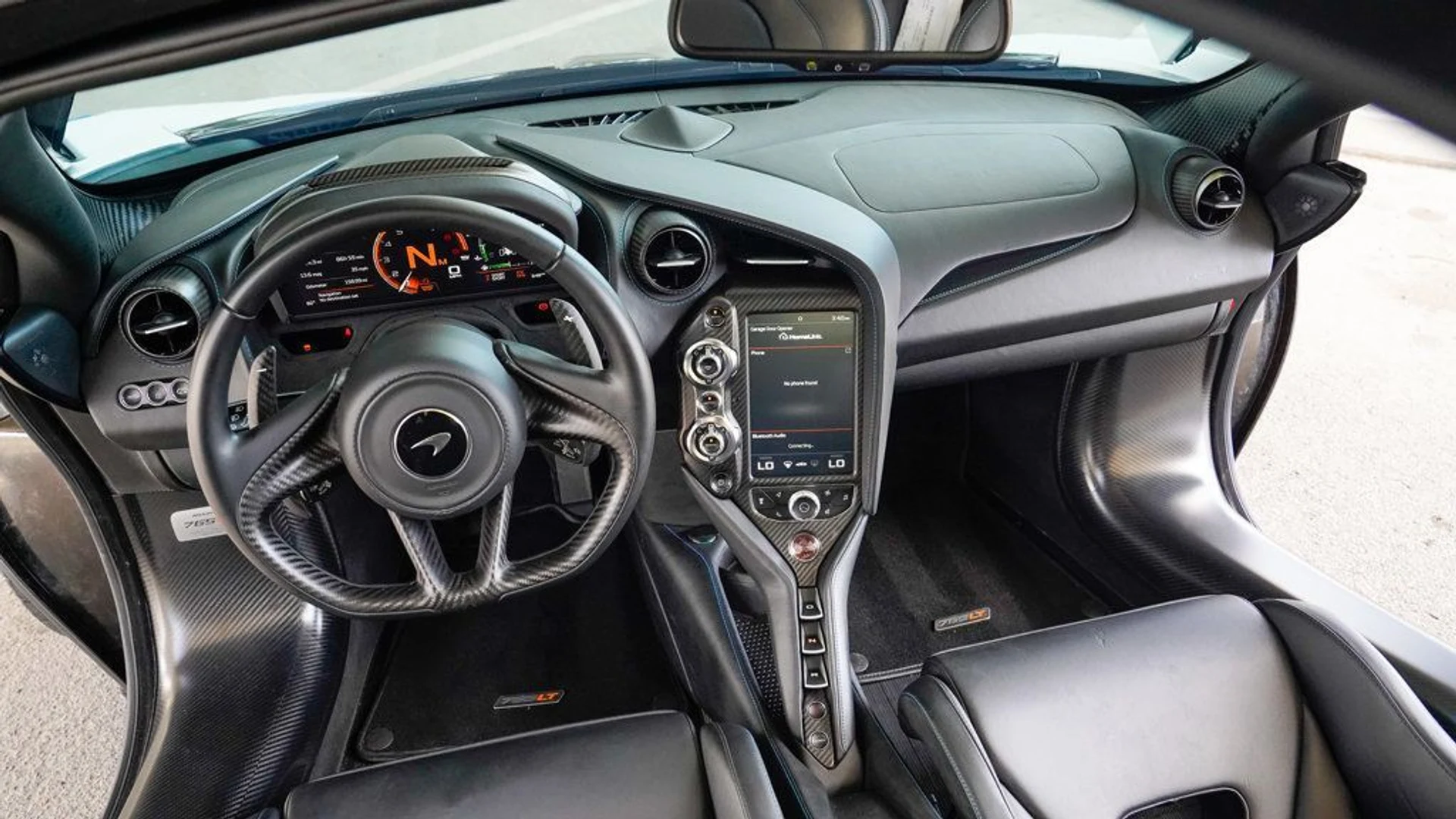 mph059_3886327498_used_2021_mclaren_765lt_coupe_14354_22828181_60_1024_fb3f2c56d2