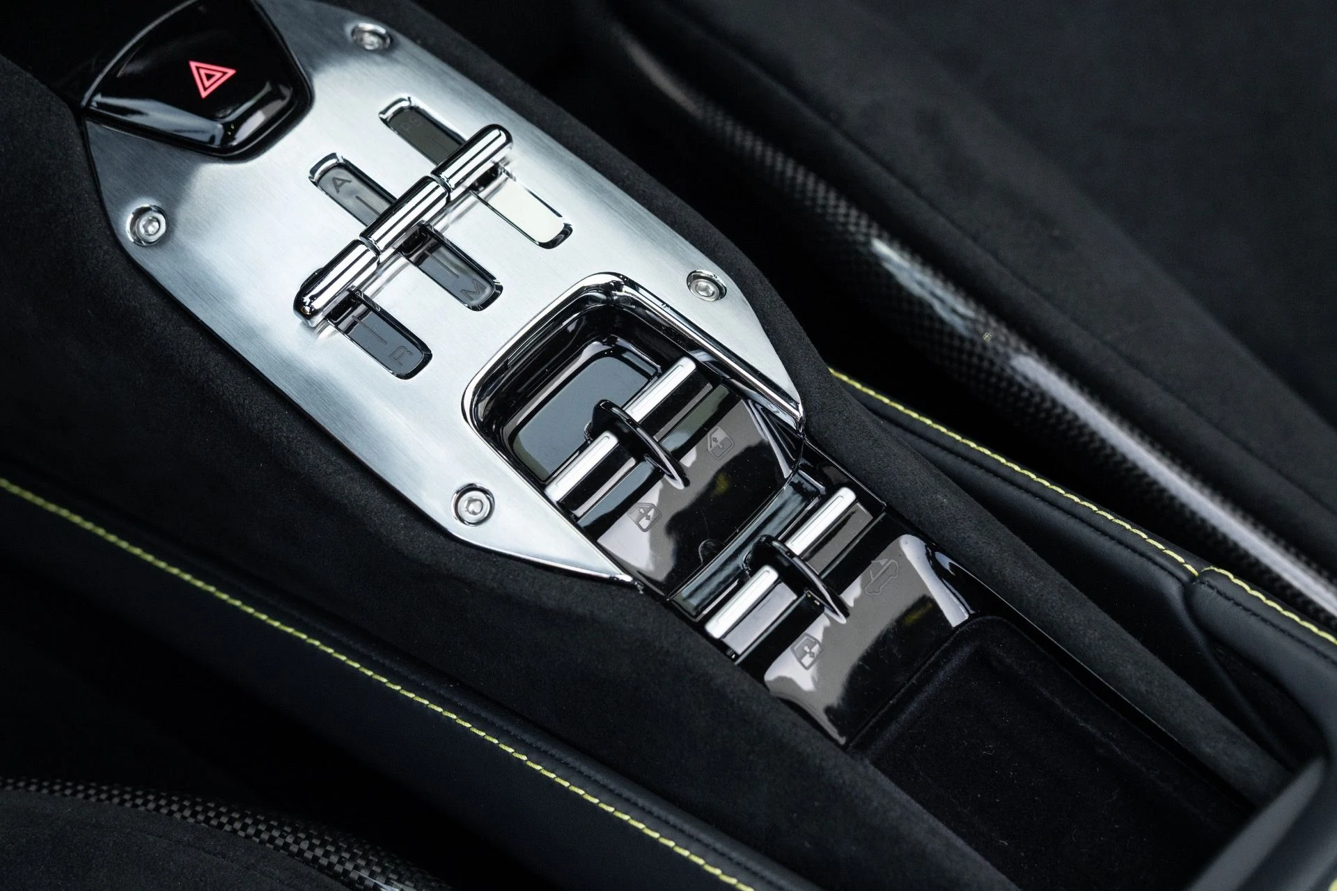 mph059_3905140443_Used_2025_Ferrari_SF_90_Spider_1772646640_98cb1782bd