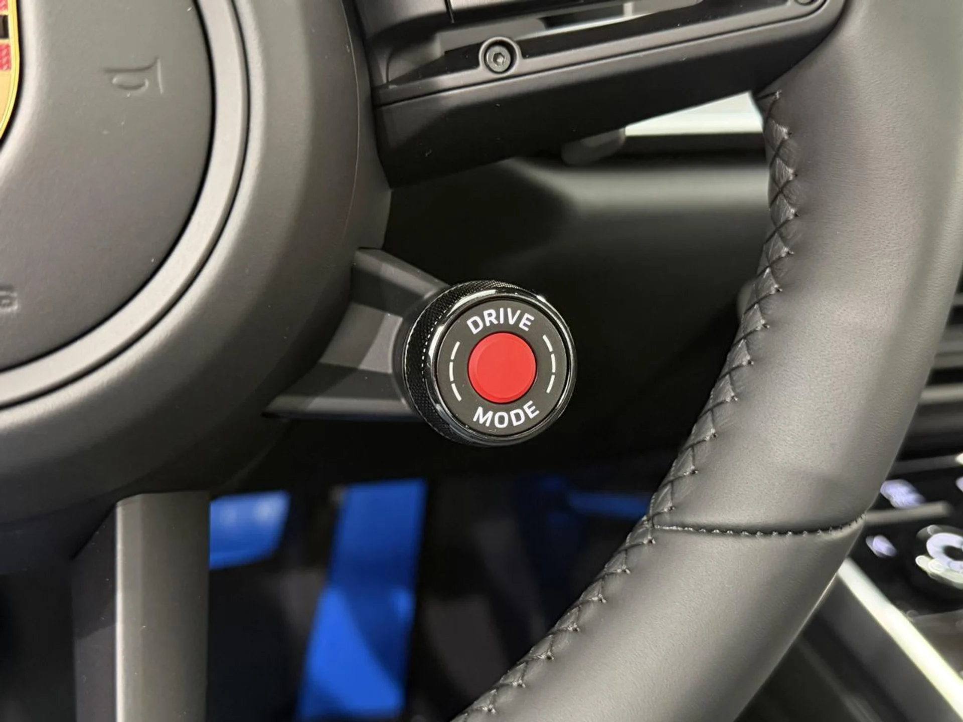 mph059_395609003_0102ed5088f780828bfd63e22077378a_5cad1a518c