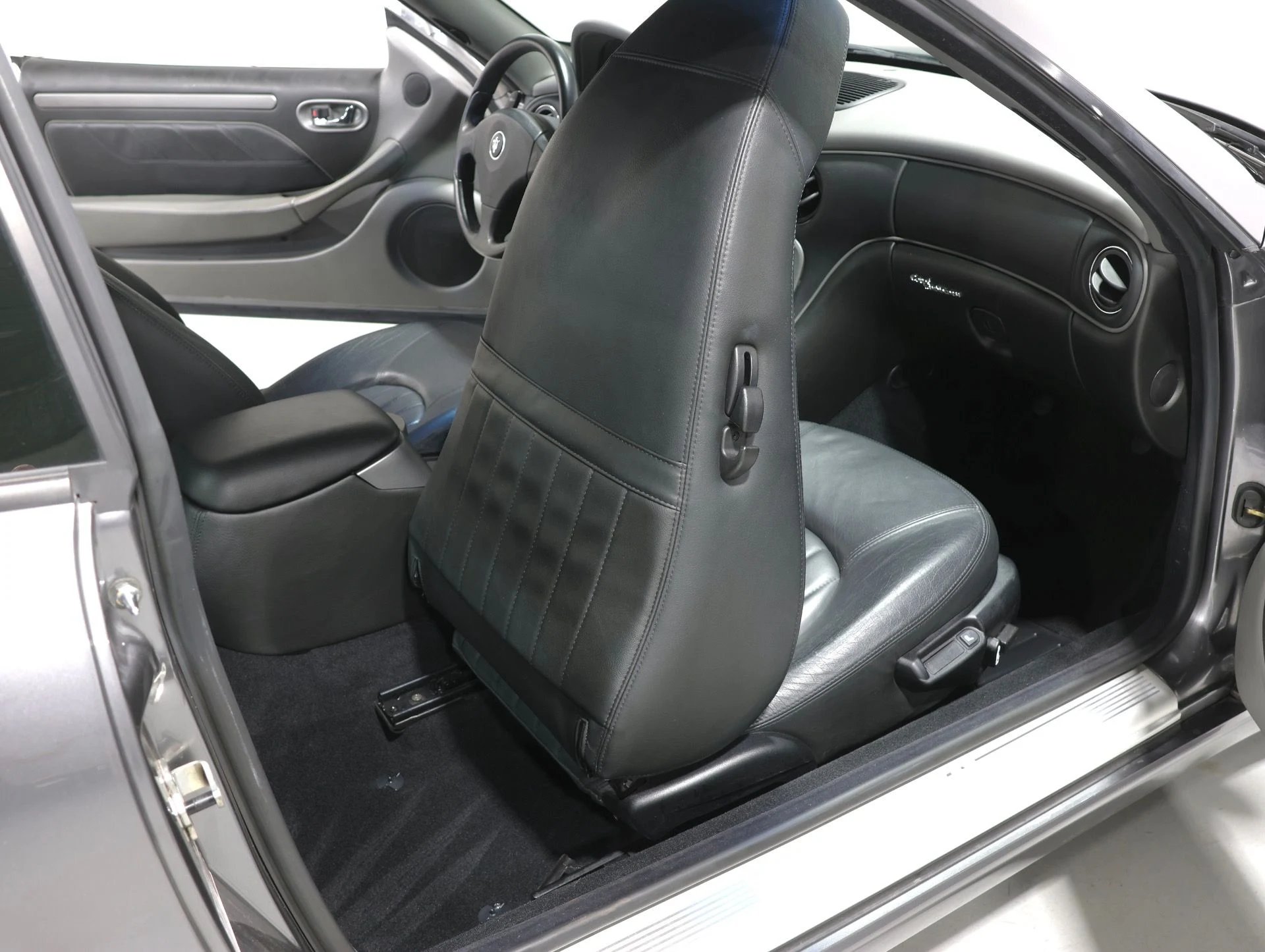 mph059_3967285713_Used_2004_Maserati_Coupe_Cambiocorsa_Only_14_K_Miles_Just_Serviced_One_Family_Owned_1771885144_d302ad7304