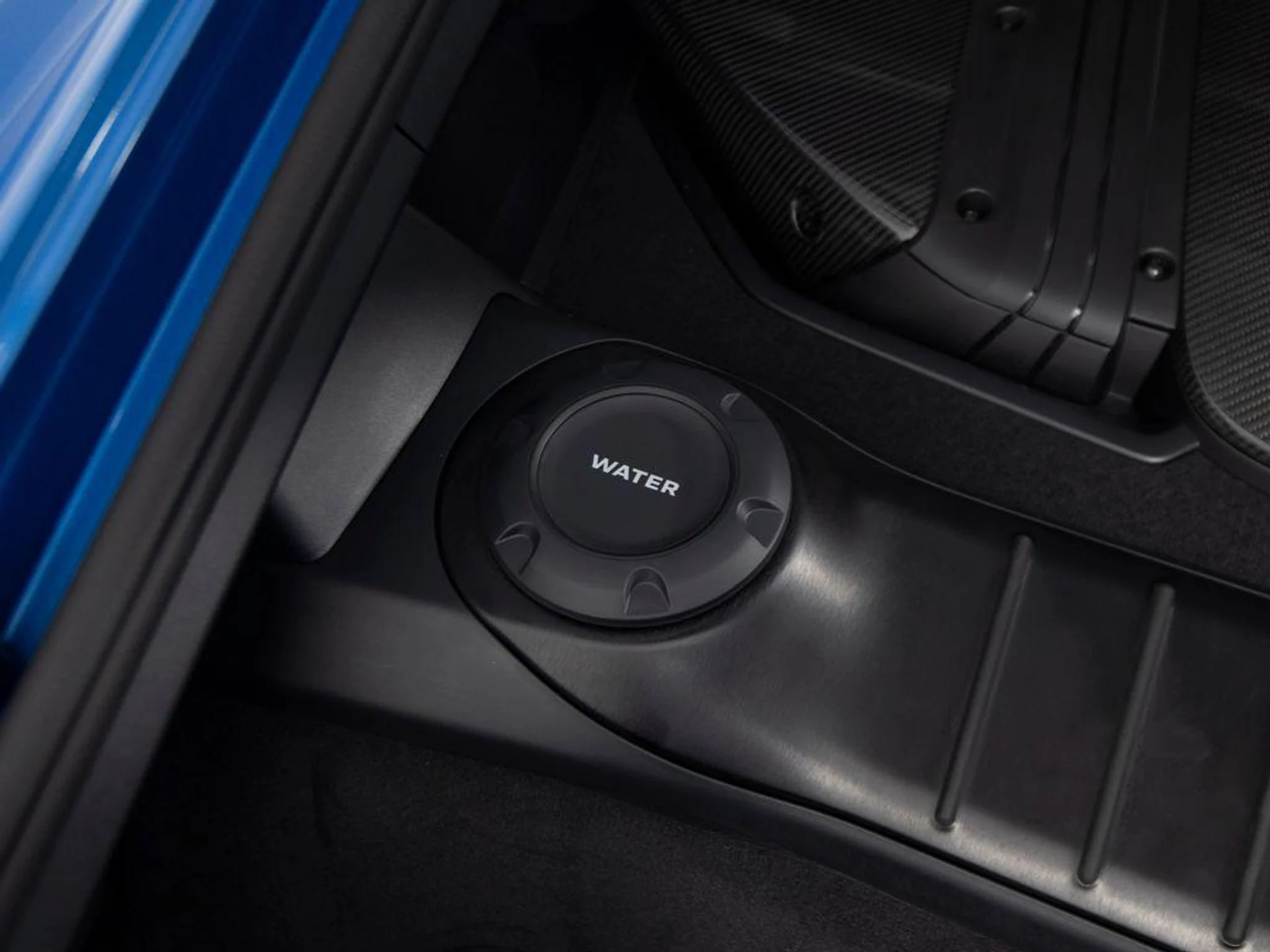 mph059_3977834185_romm_KV_0u_Qj_KZUH_Upig_Sw6l3_Z7_B4_ce8b2e213a