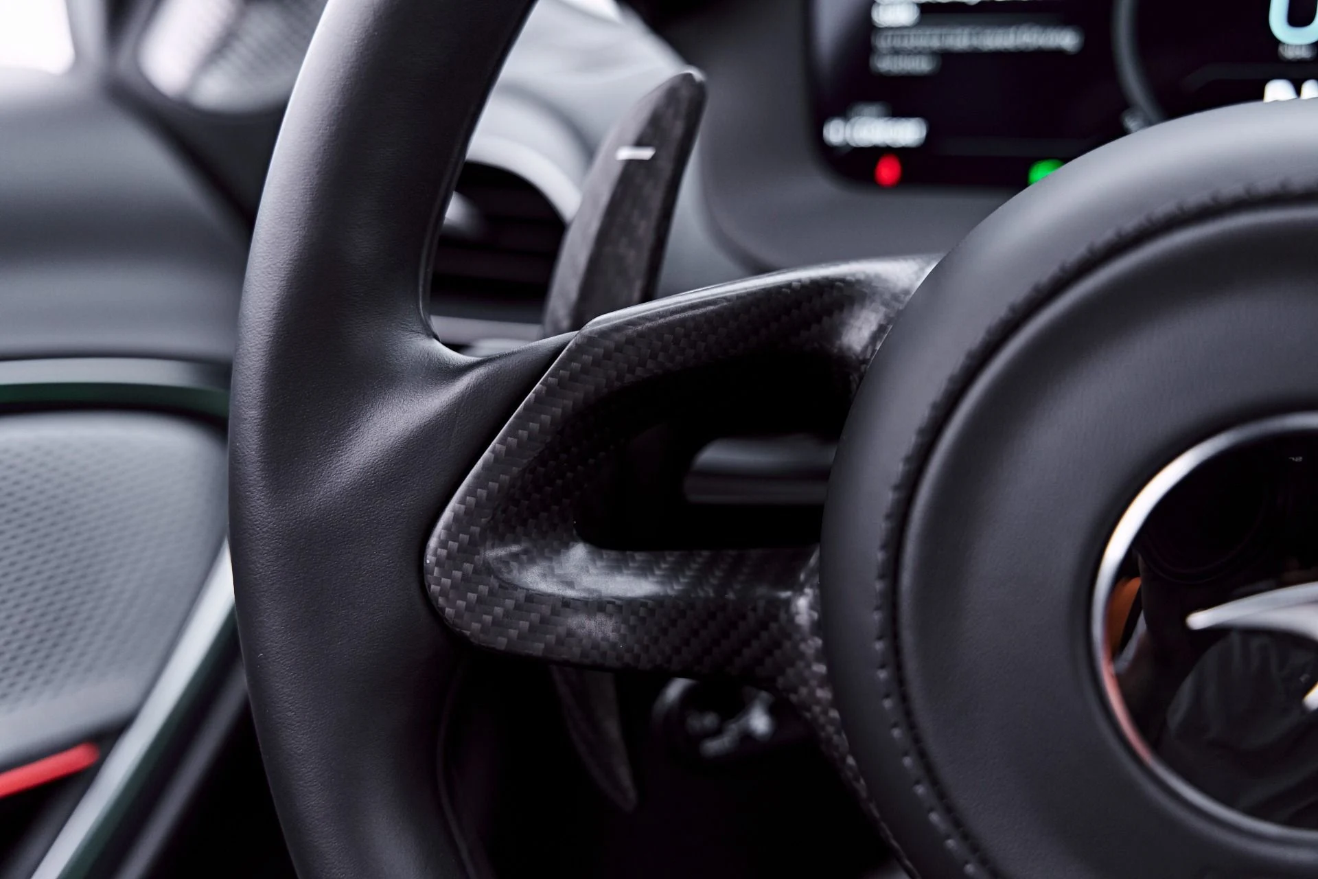 mph059_4009324565_Used_2023_Mc_Laren_Artura_1782871282_b2a99d4920