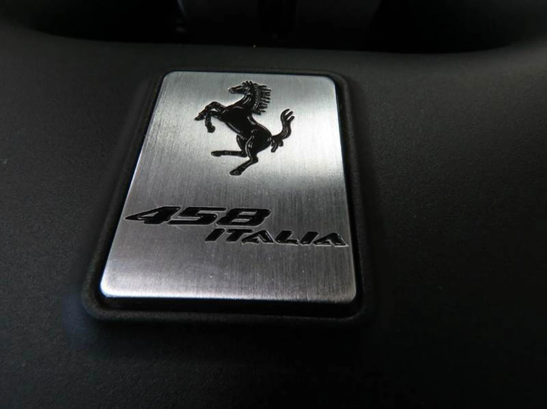 mph059_4009741763_2012_ferrari_458_italia_base_2dr_coupe_9518e255ff