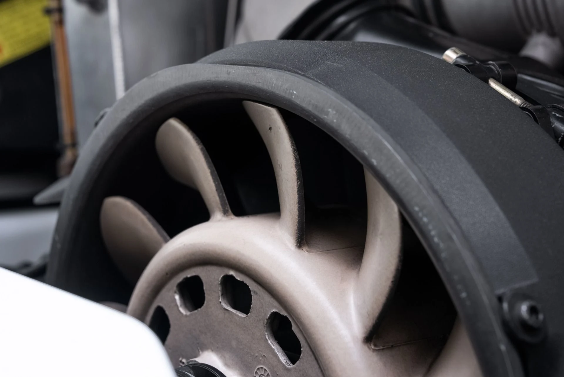 mph059_40423108_Used_1997_Porsche_911_993_Cup_38_RSR_1773179300_1b00716b45