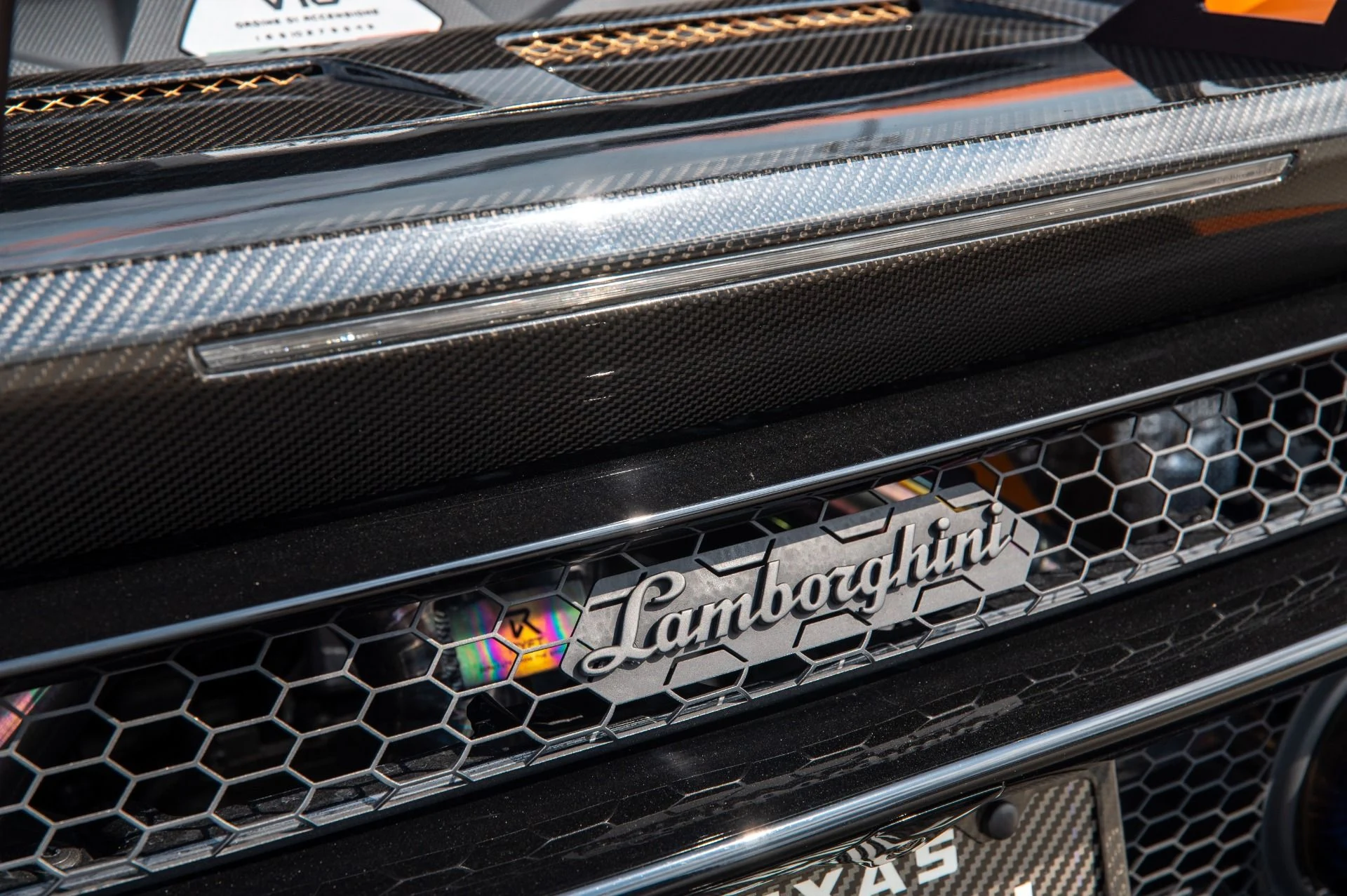 mph059_4069201946_Used_2021_Lamborghini_Huracan_EVO_1753824342_f96eeda853