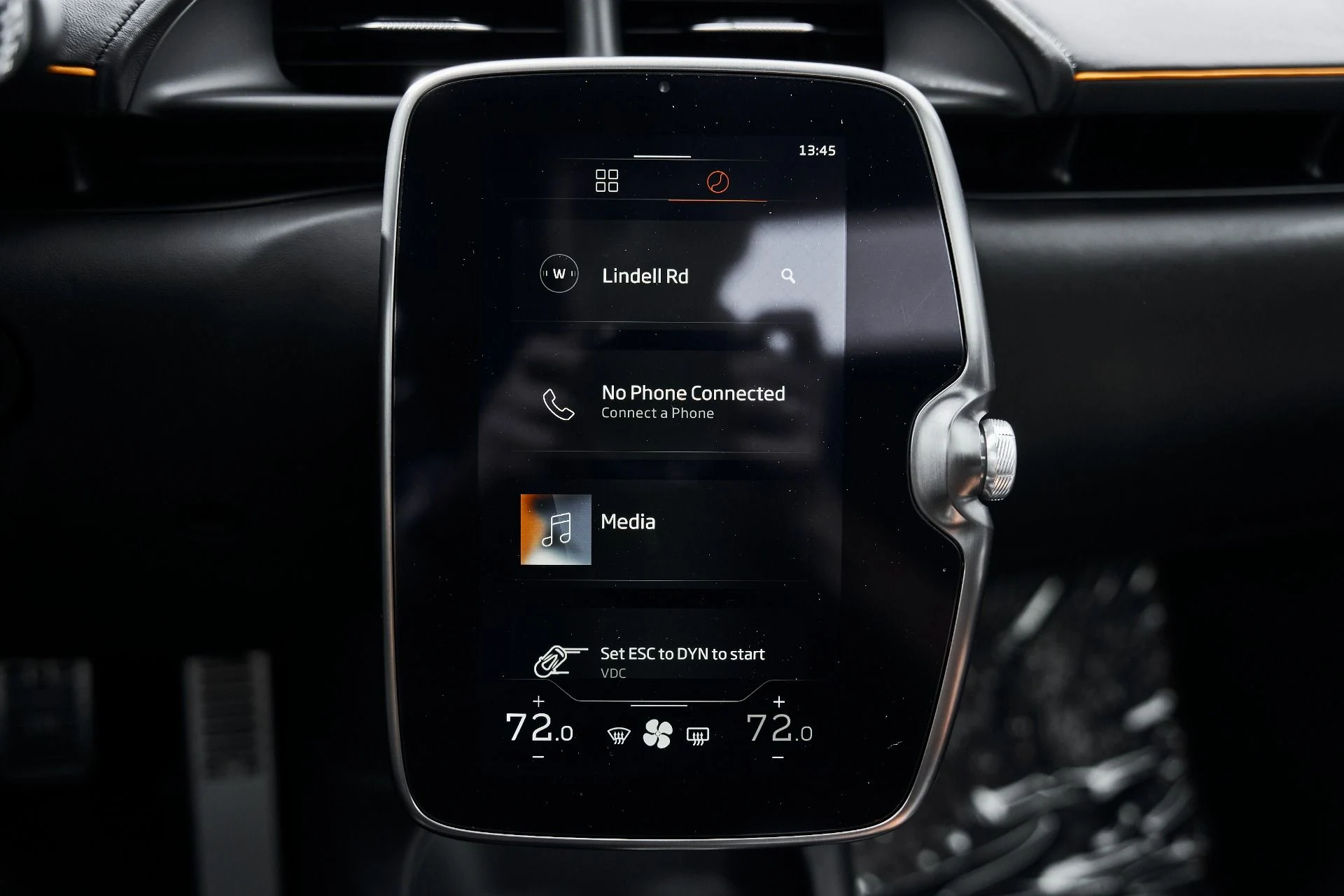 mph059_4118537477_Used_2024_Mc_Laren_Artura_1775583415_5d95828e97